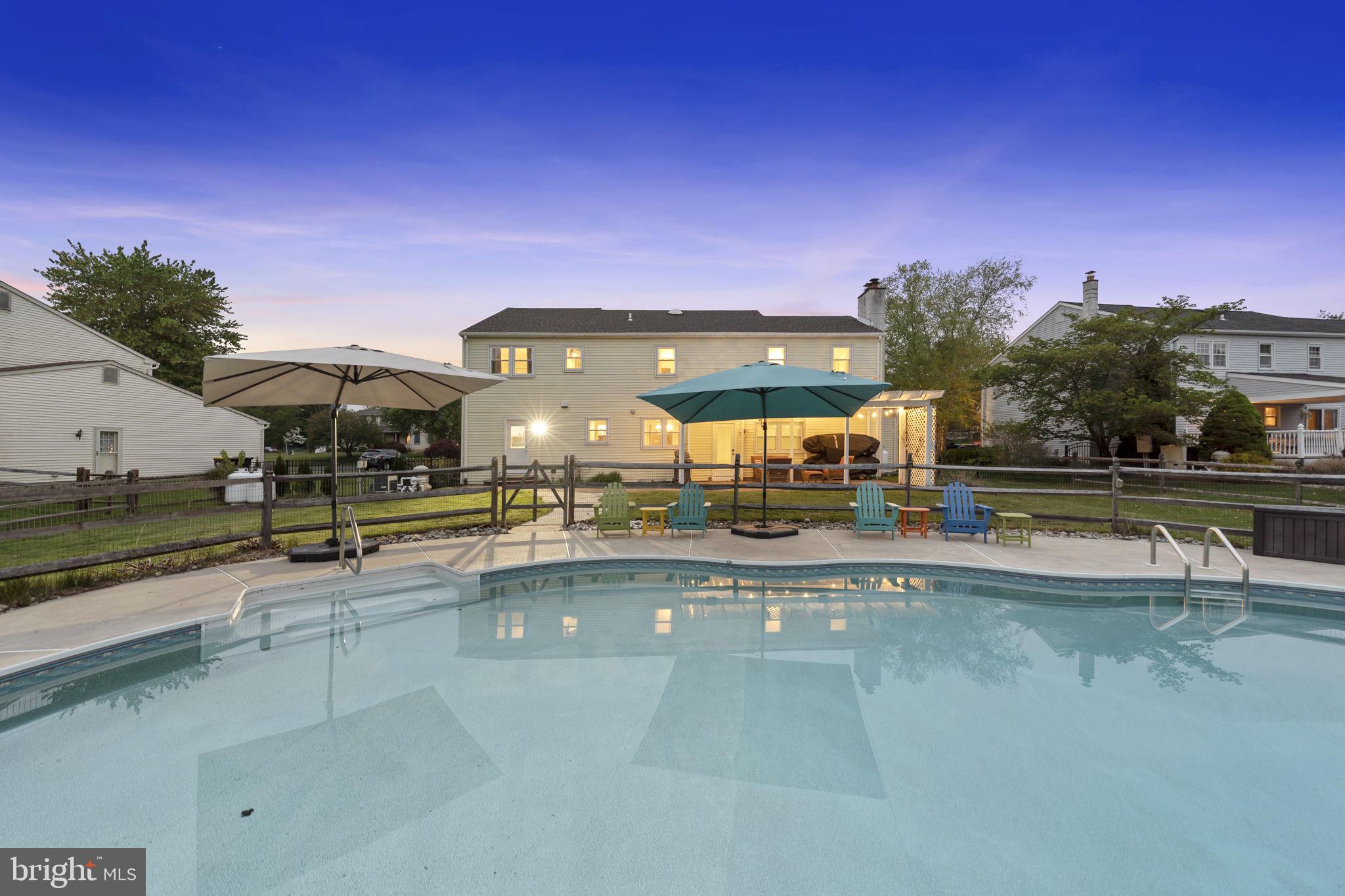 MOUNTAIN VIEW - Residential