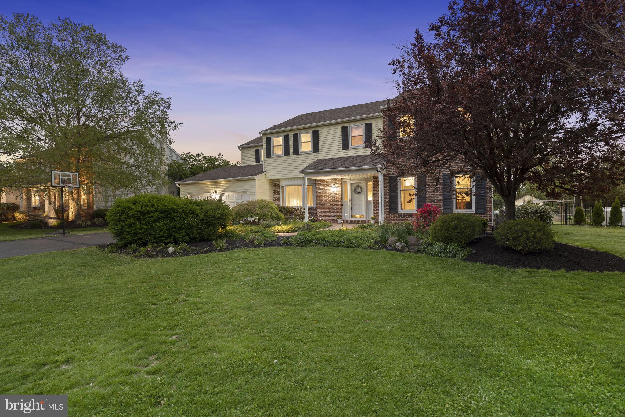 2034 BUCKINGHAM DRIVE