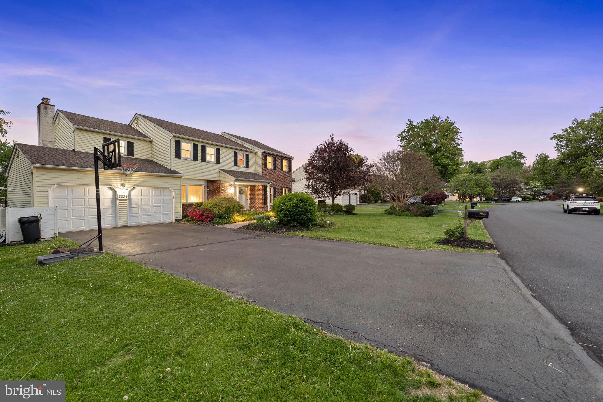 MOUNTAIN VIEW - Residential