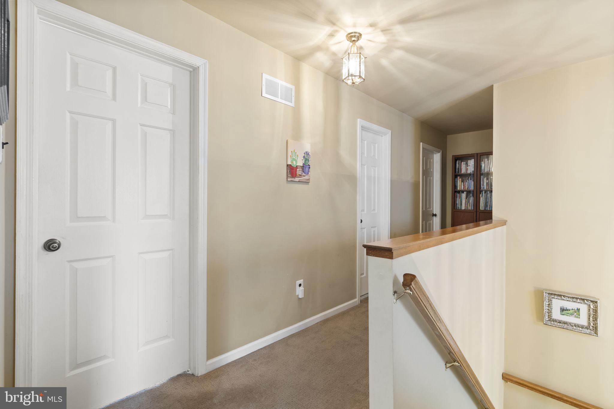 MOUNTAIN VIEW - Residential