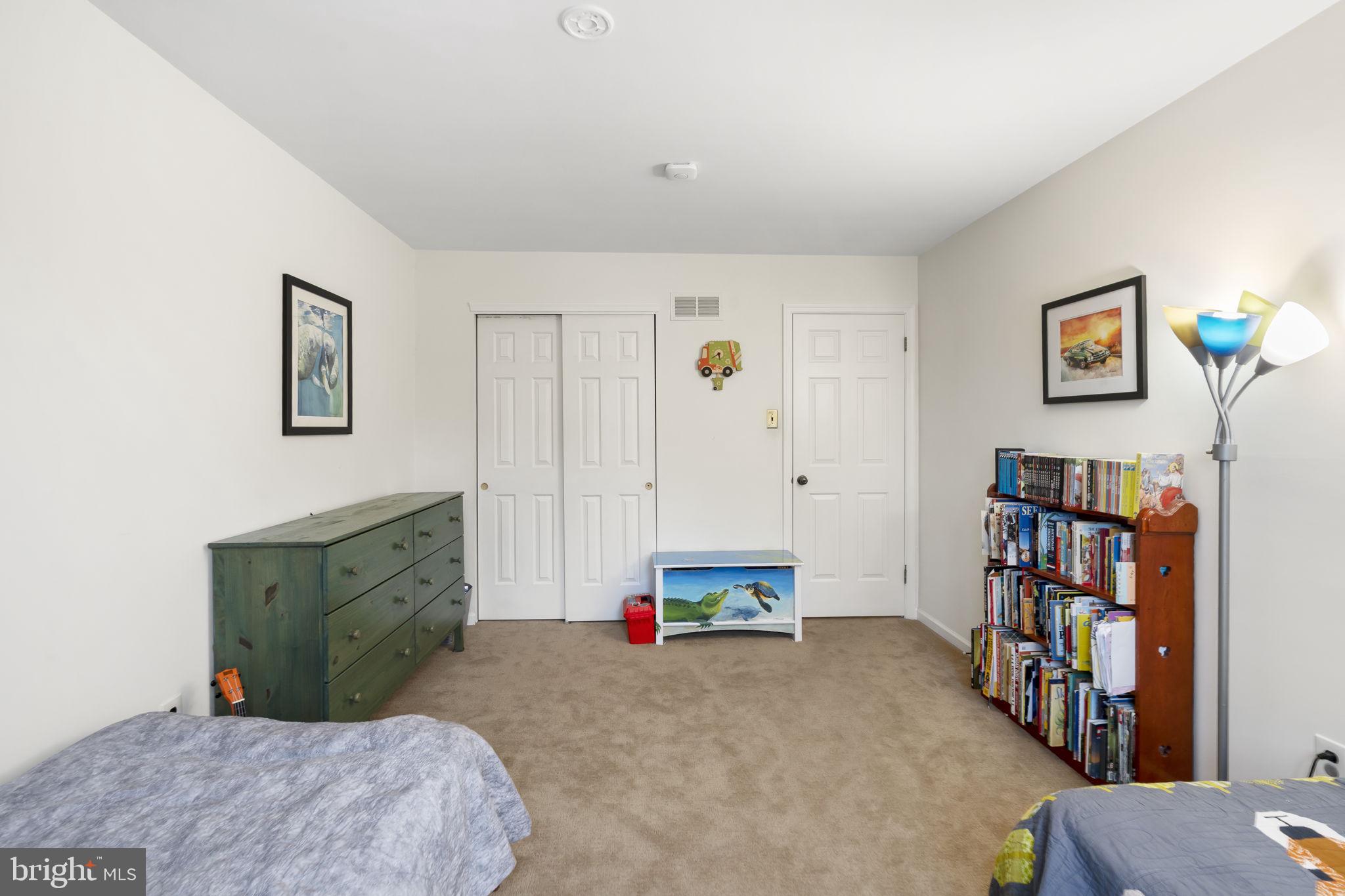 MOUNTAIN VIEW - Residential