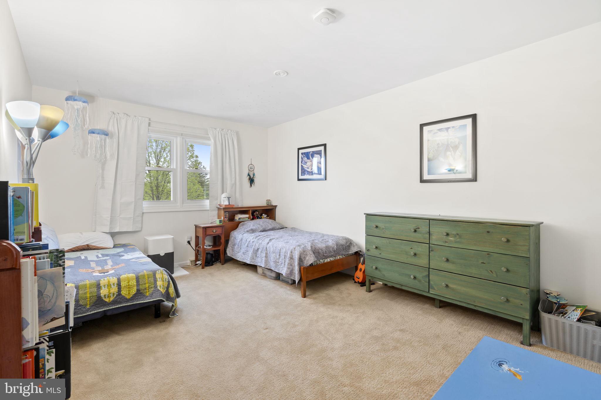 MOUNTAIN VIEW - Residential