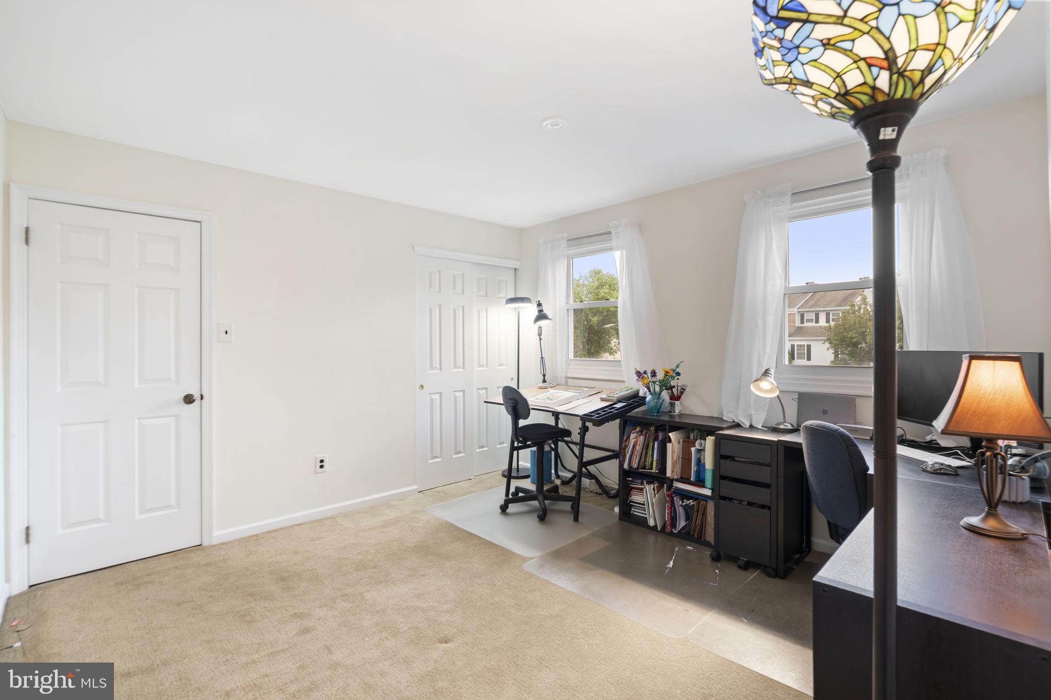 MOUNTAIN VIEW - Residential