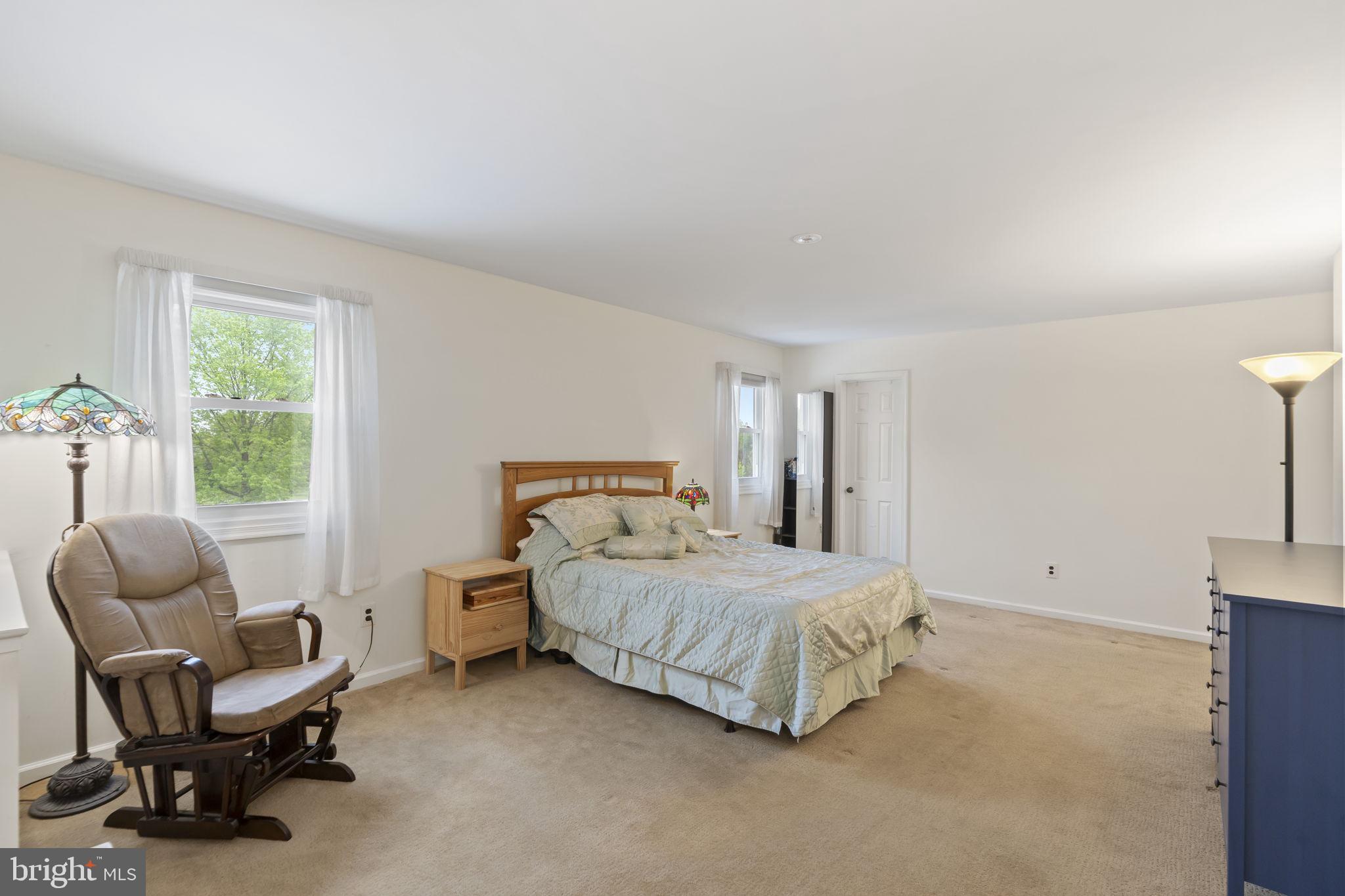 MOUNTAIN VIEW - Residential