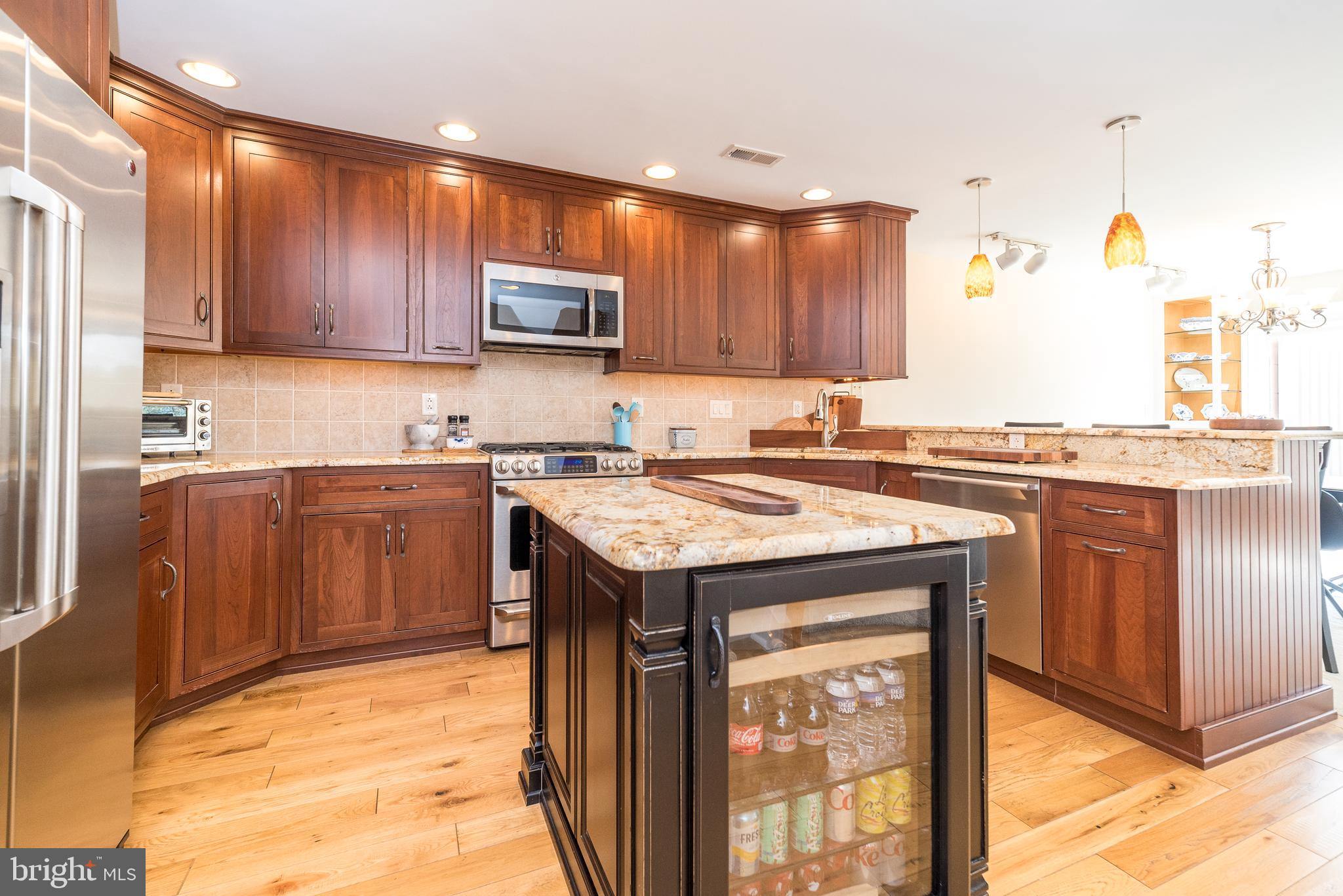 BELCOURT MANOR - Residential