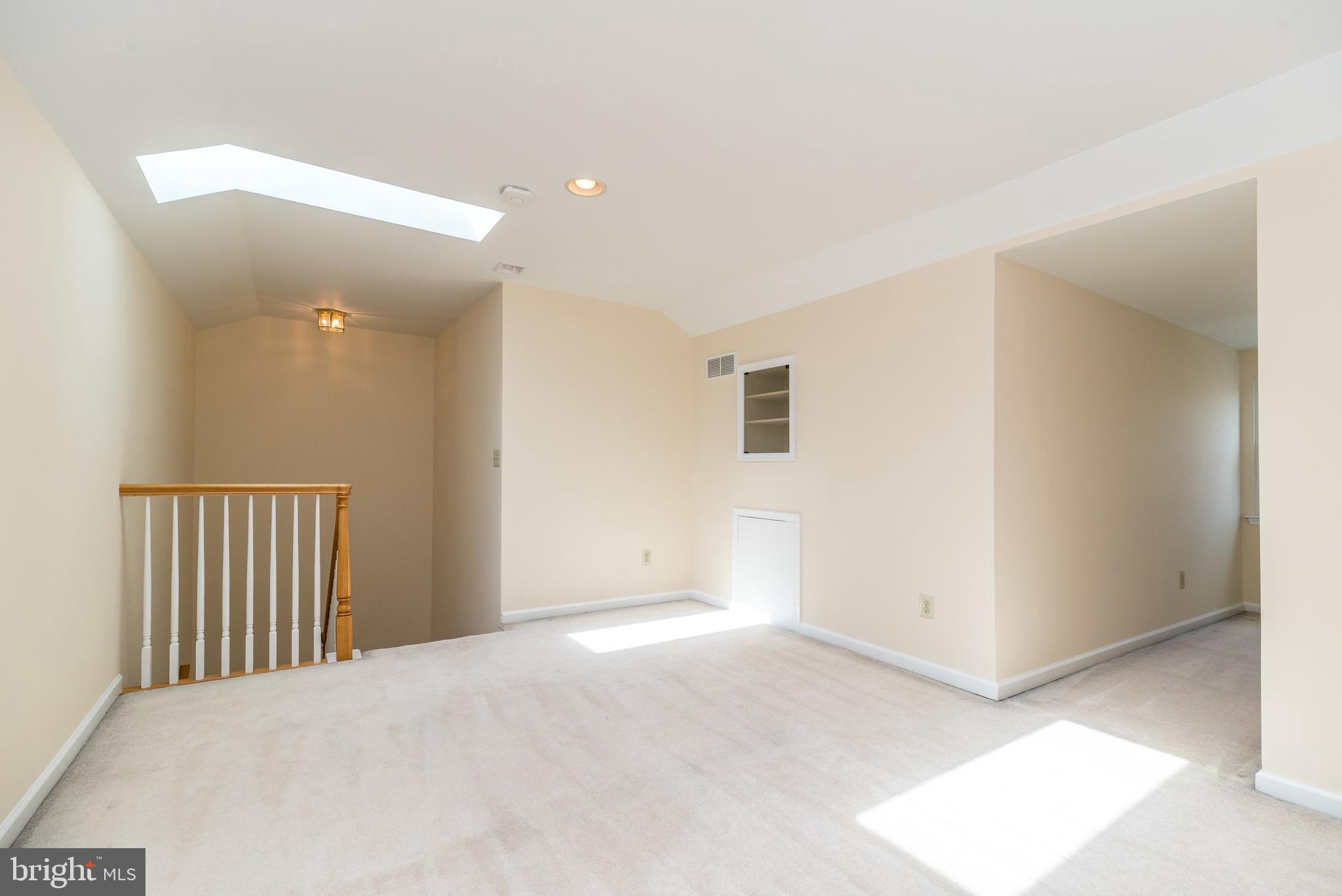 BELCOURT MANOR - Residential