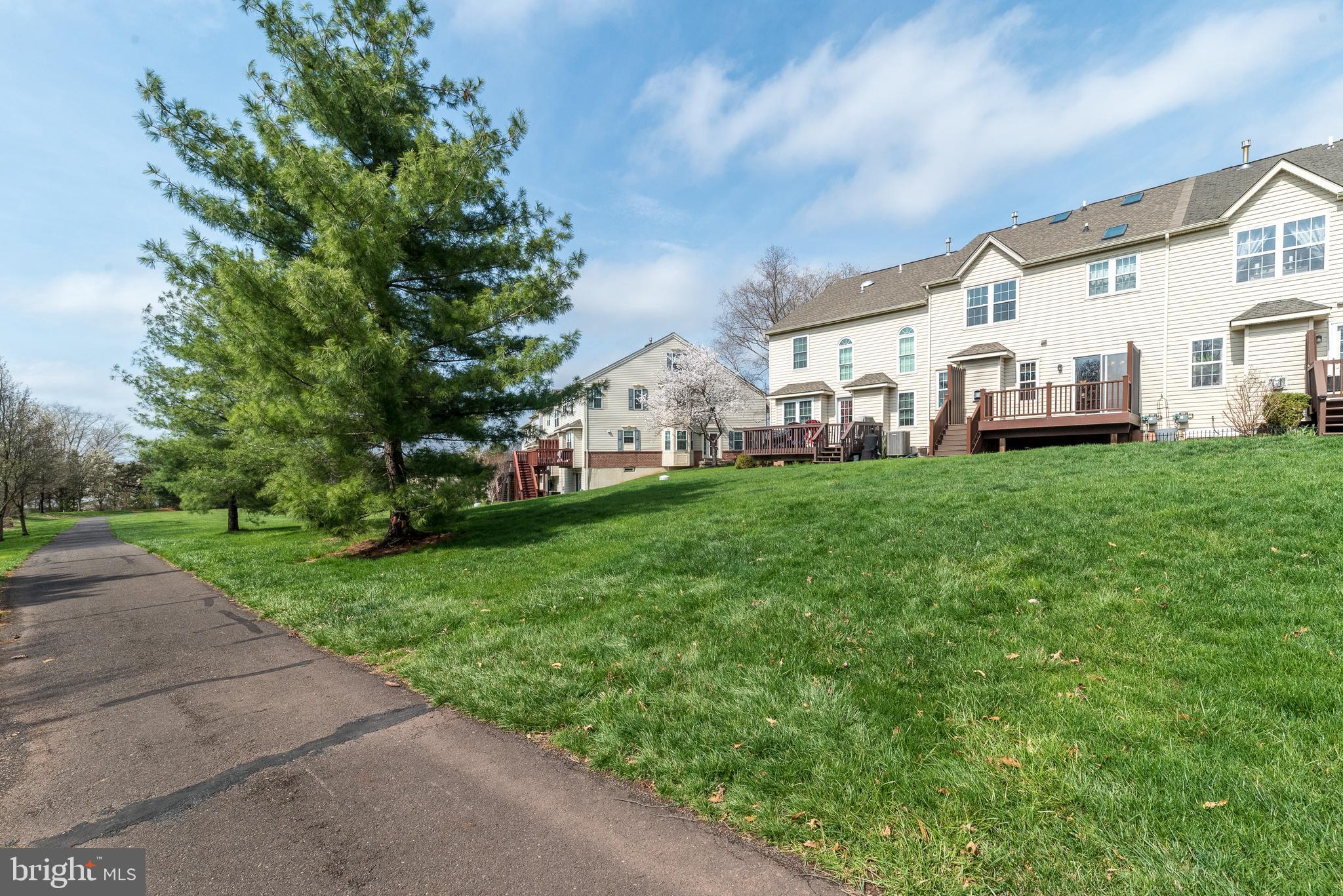 BELCOURT MANOR - Residential