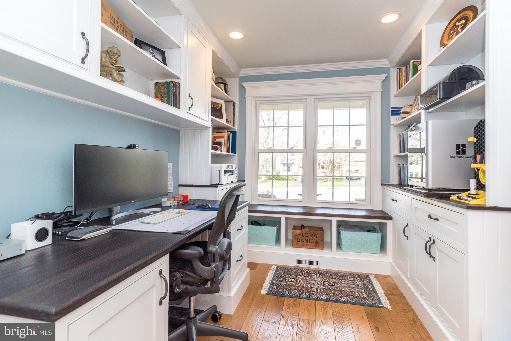 BELCOURT MANOR - Residential