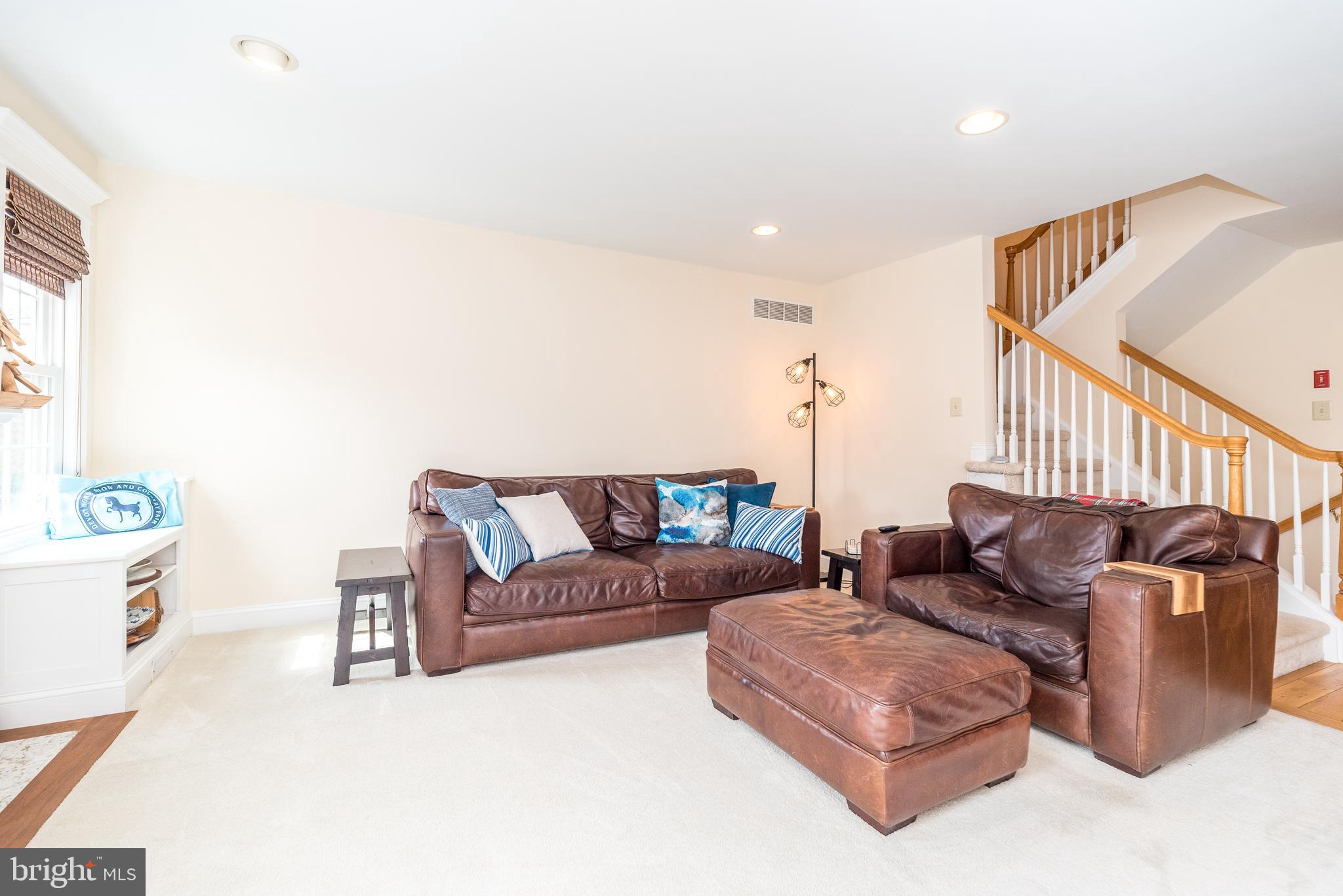 BELCOURT MANOR - Residential