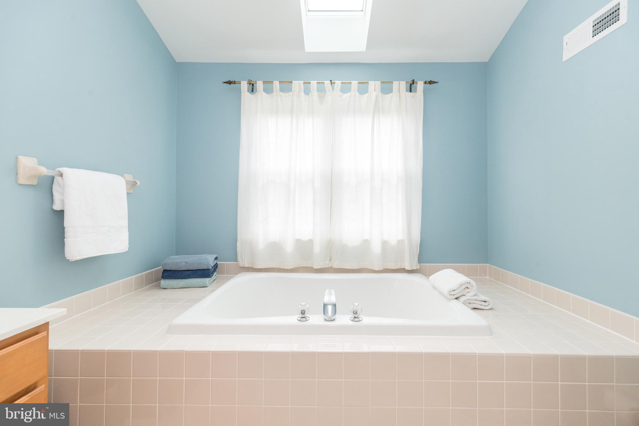 BELCOURT MANOR - Residential