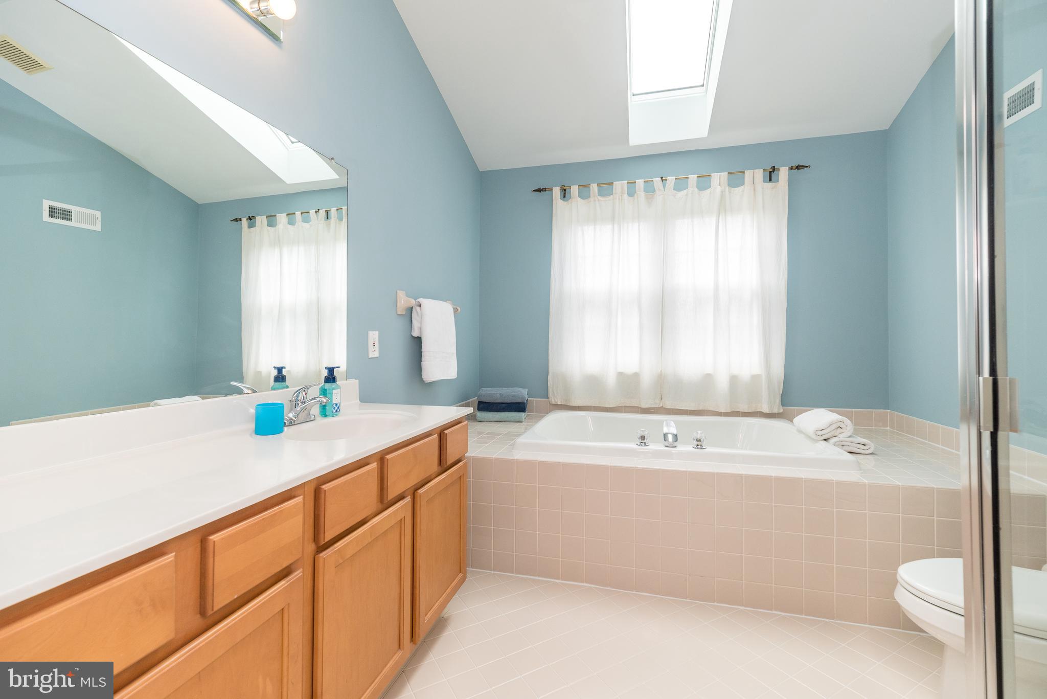 BELCOURT MANOR - Residential