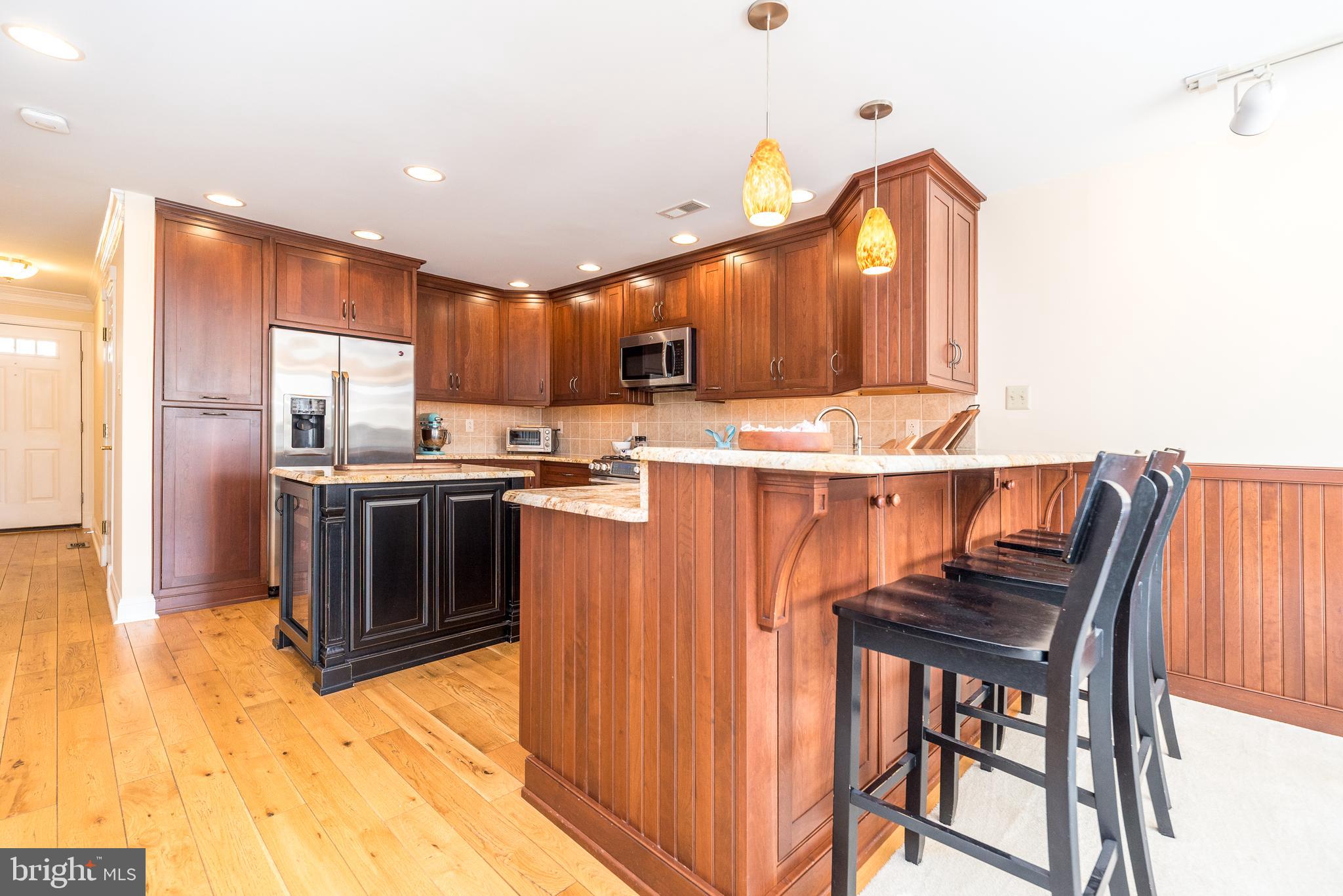 BELCOURT MANOR - Residential