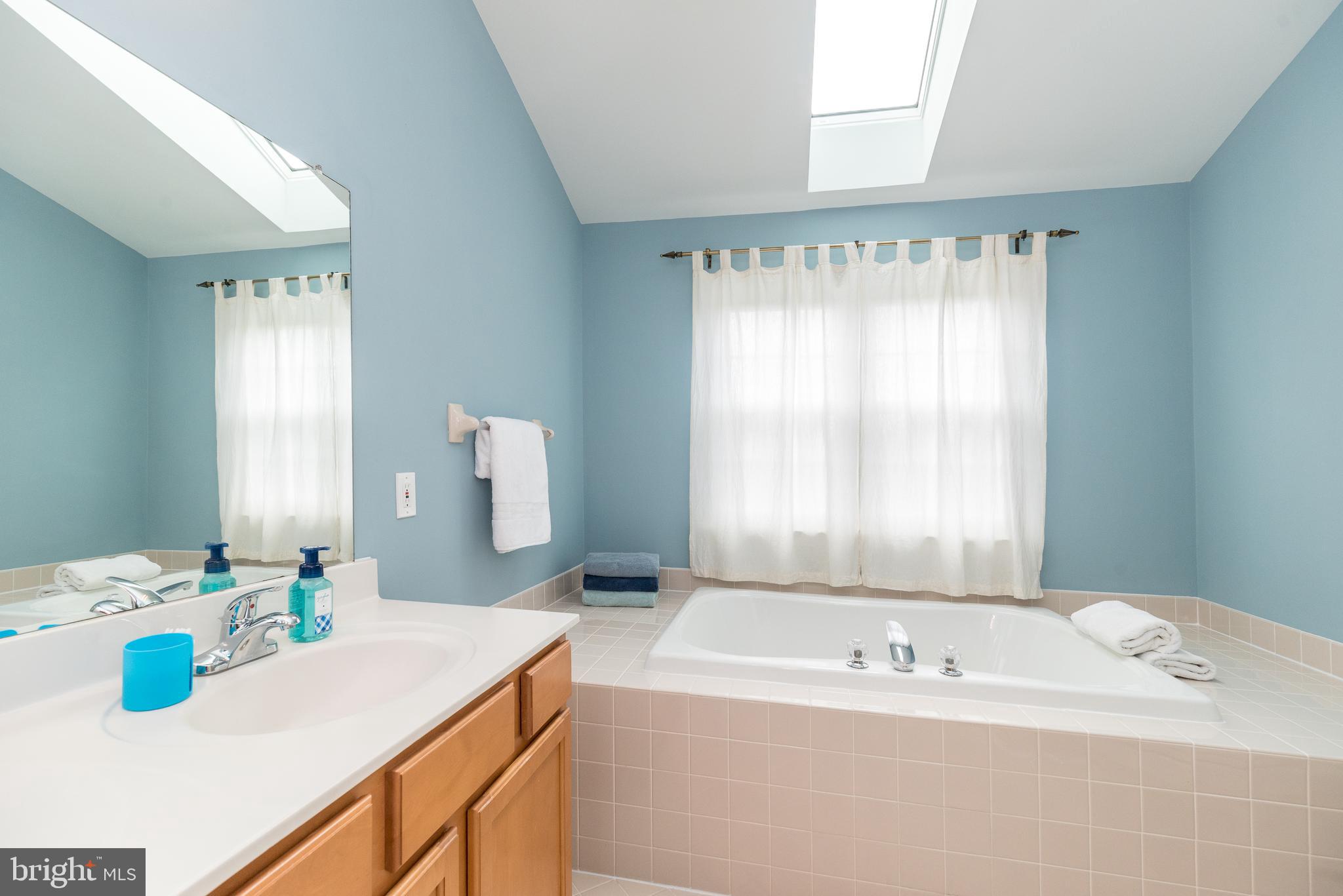 BELCOURT MANOR - Residential