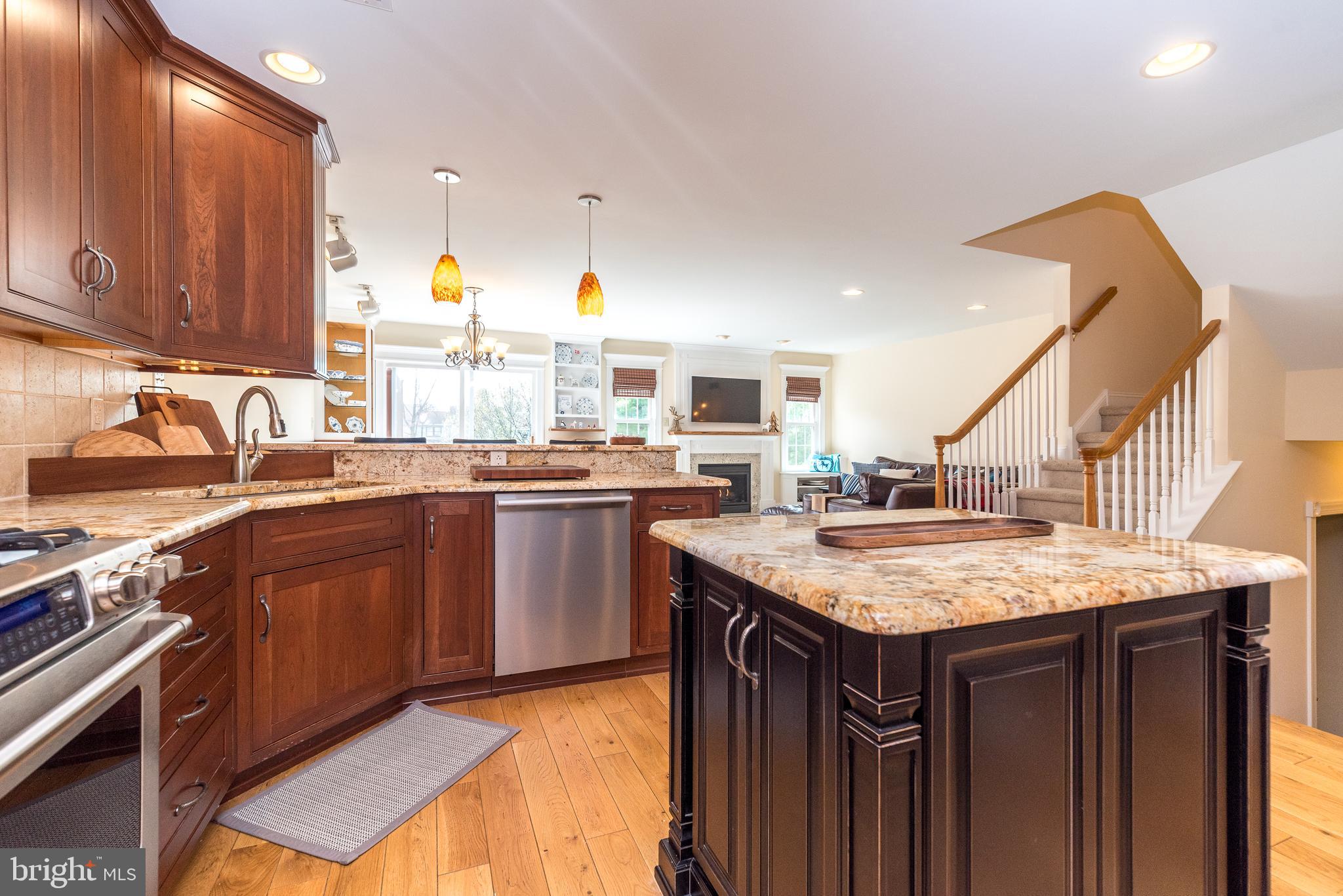 BELCOURT MANOR - Residential