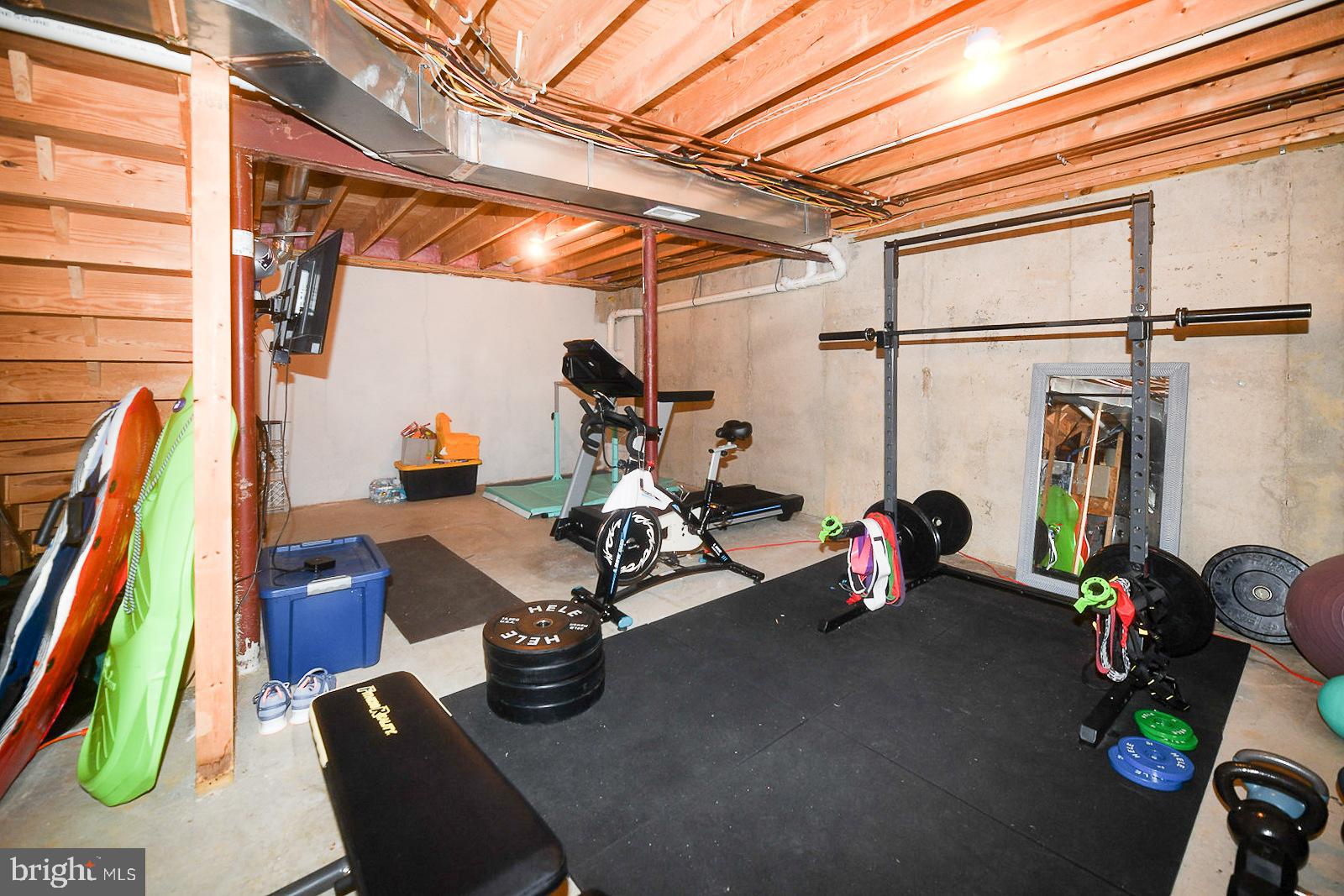 ACADEMY HILLS - Residential