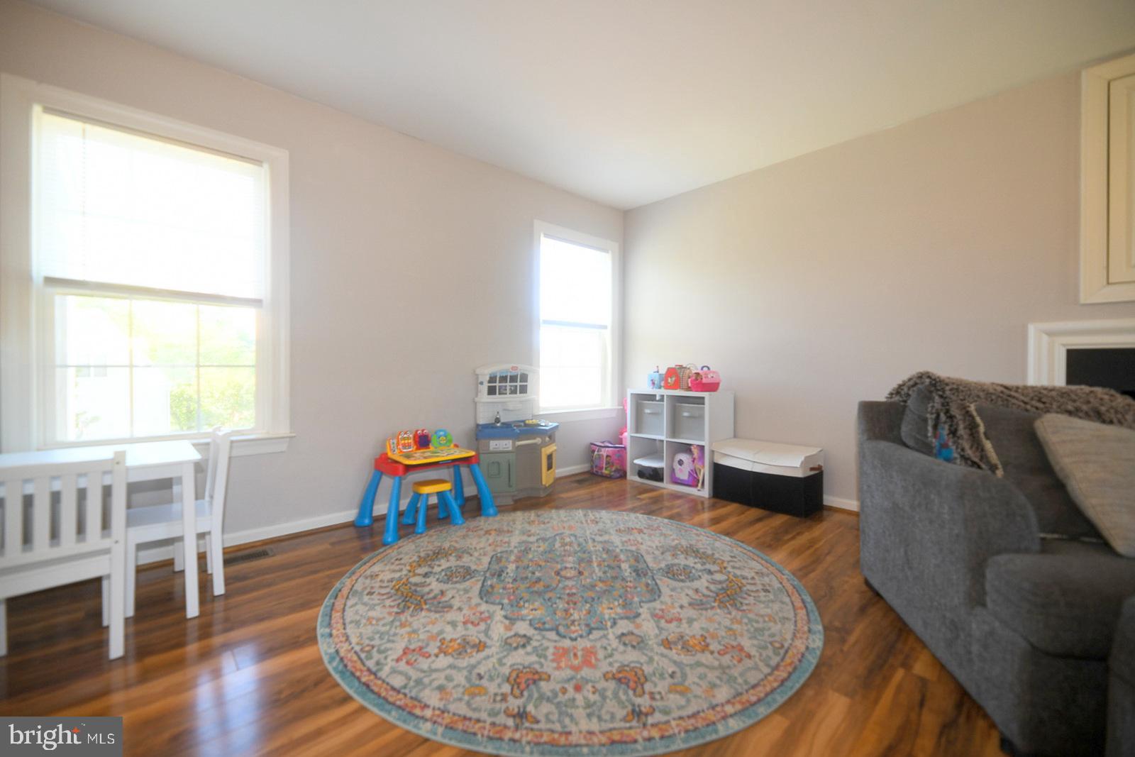 ACADEMY HILLS - Residential