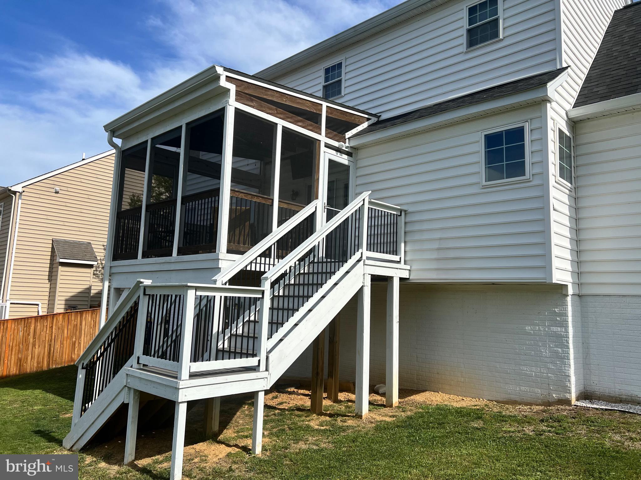 41923 SARA ANN COURT