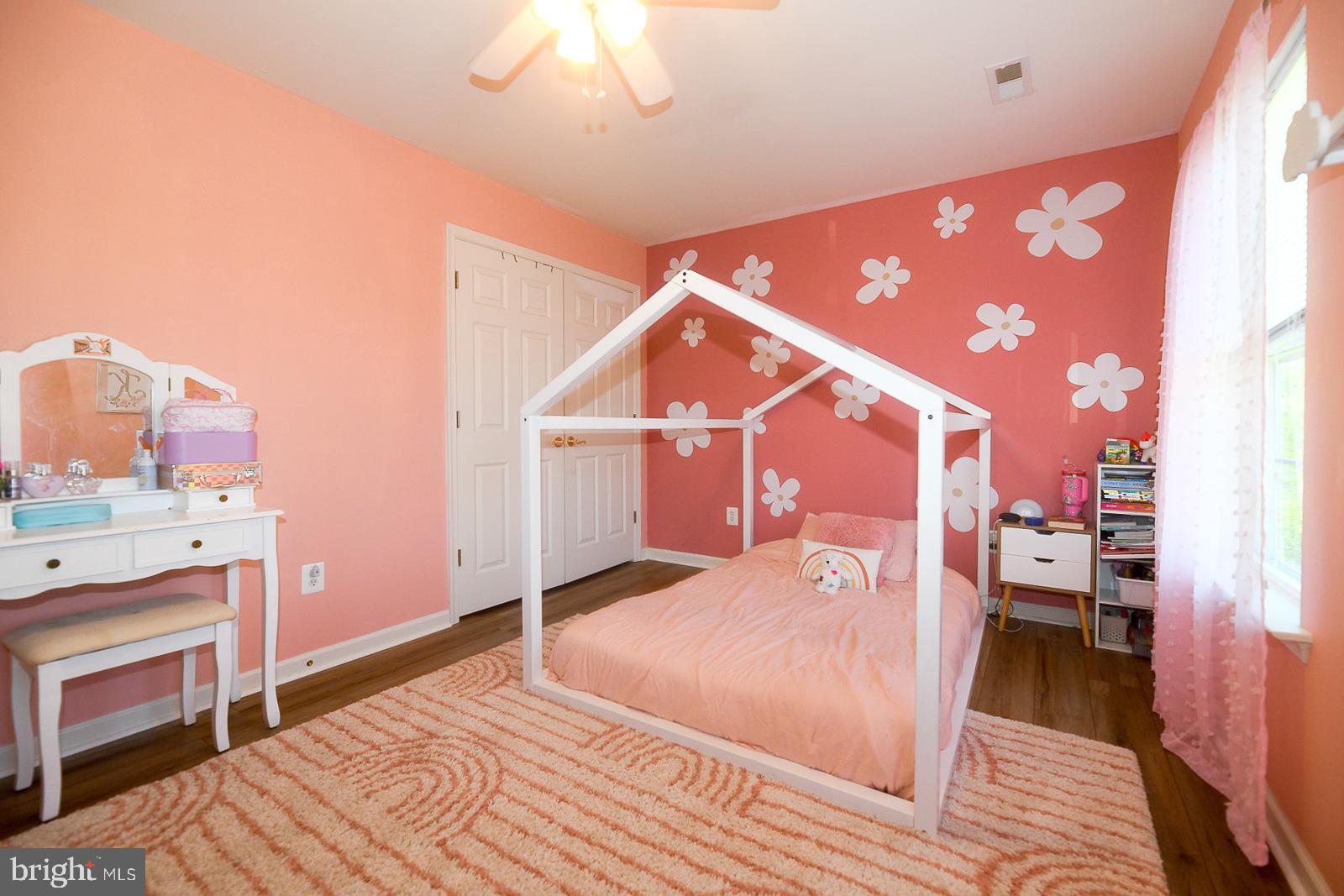 ACADEMY HILLS - Residential