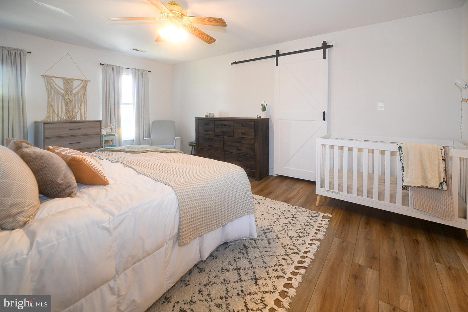 ACADEMY HILLS - Residential