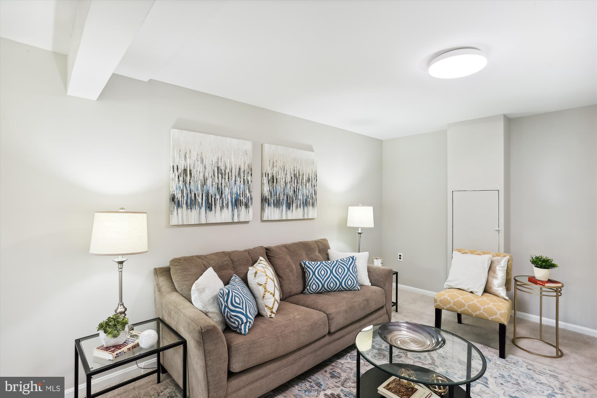 CASHELL MANOR - Residential