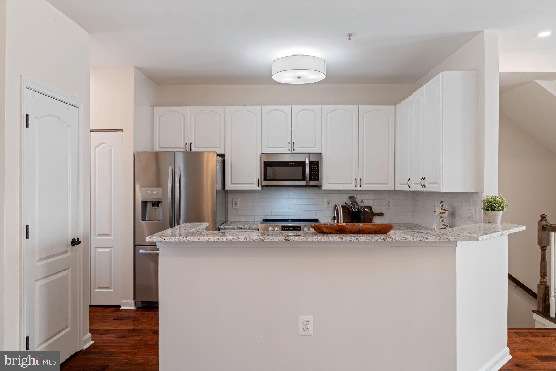 HIGH VIEW AT HUNT VALLEY - Residential