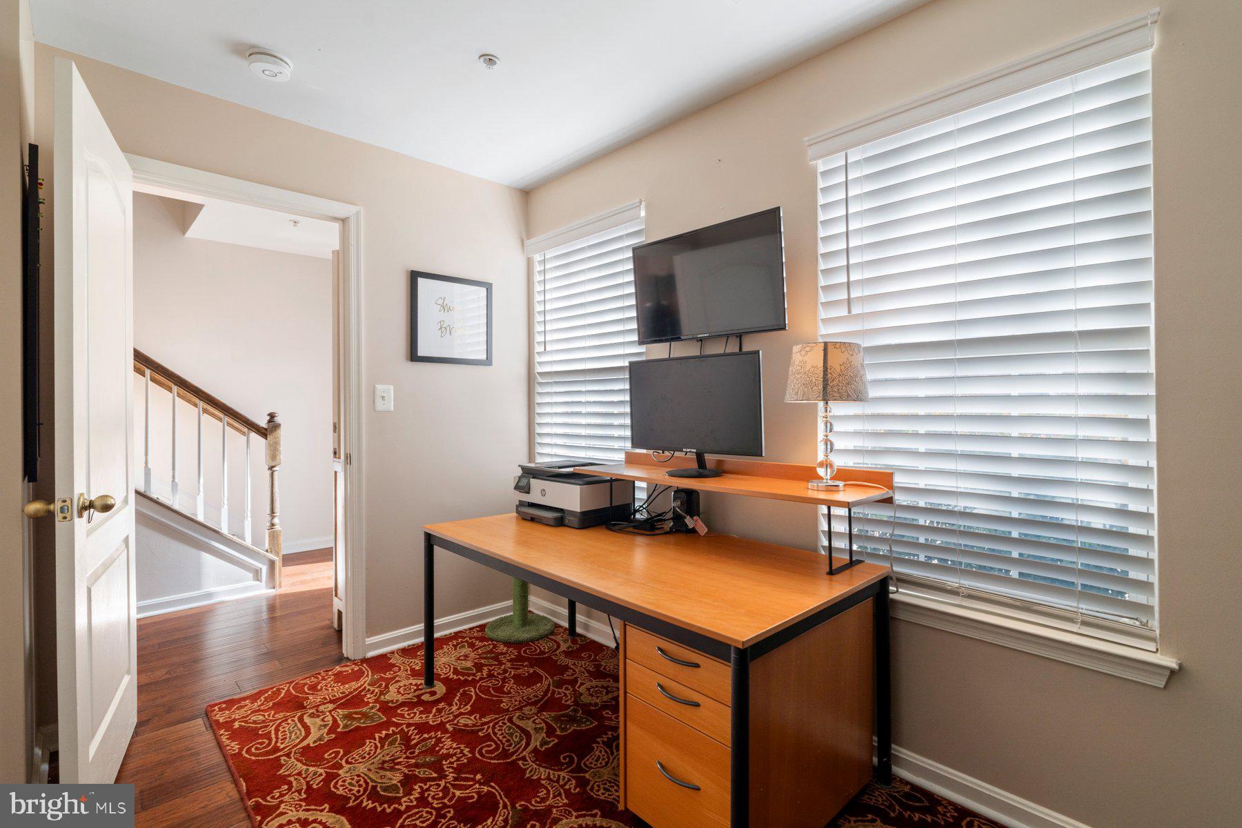 HIGH VIEW AT HUNT VALLEY - Residential