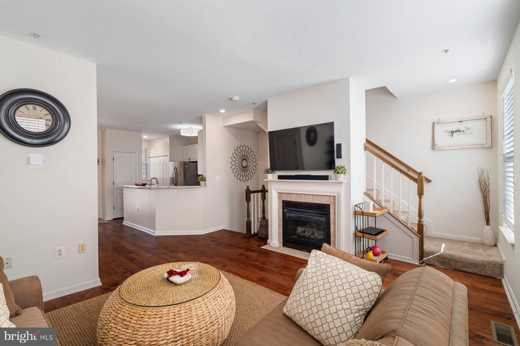 HIGH VIEW AT HUNT VALLEY - Residential