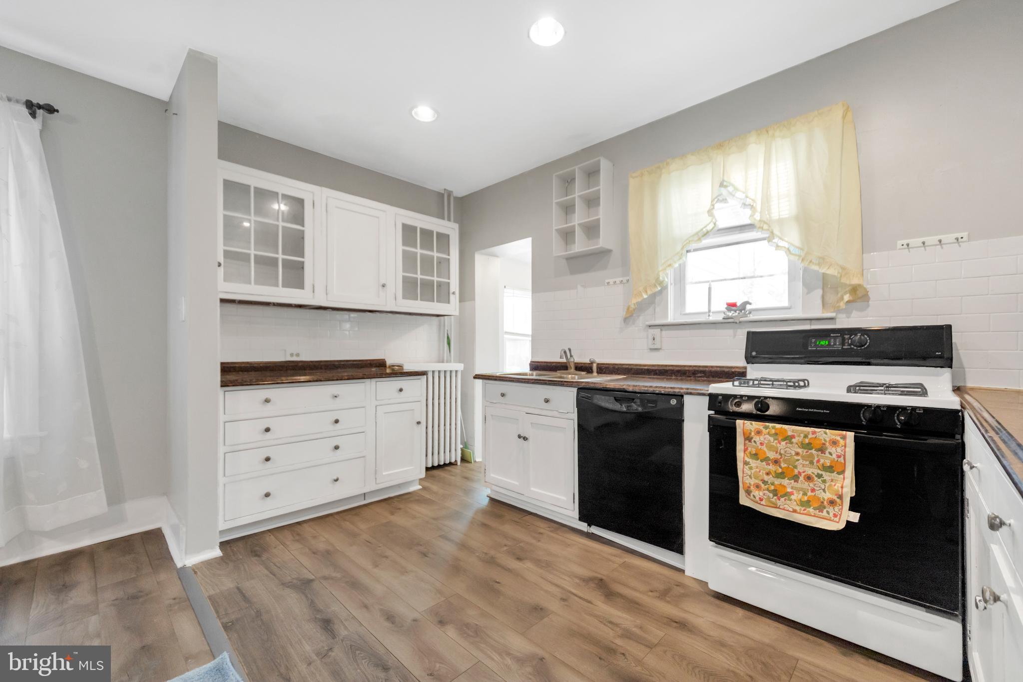 COLLINGDALE - Residential