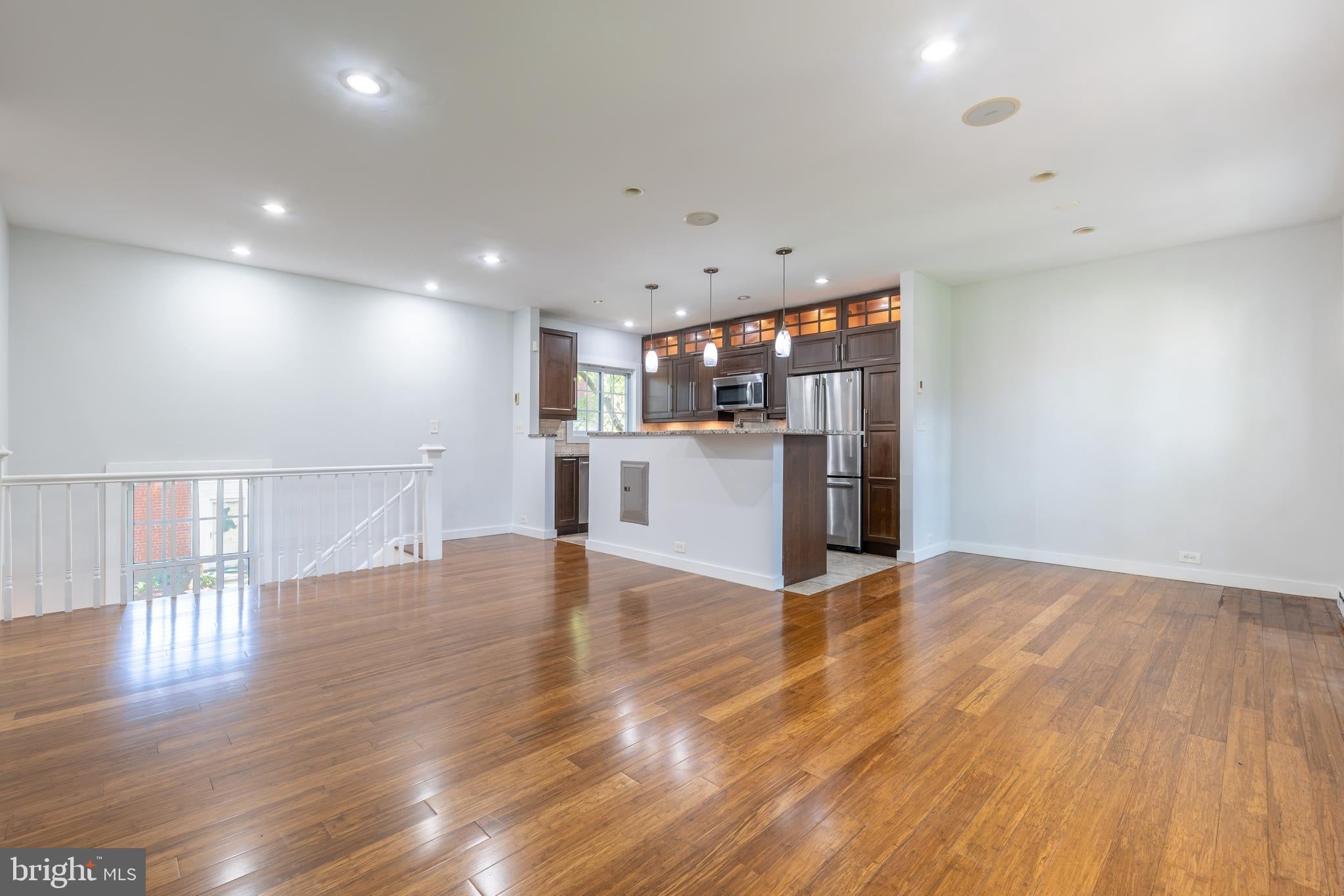 3642 GUNSTON ROAD