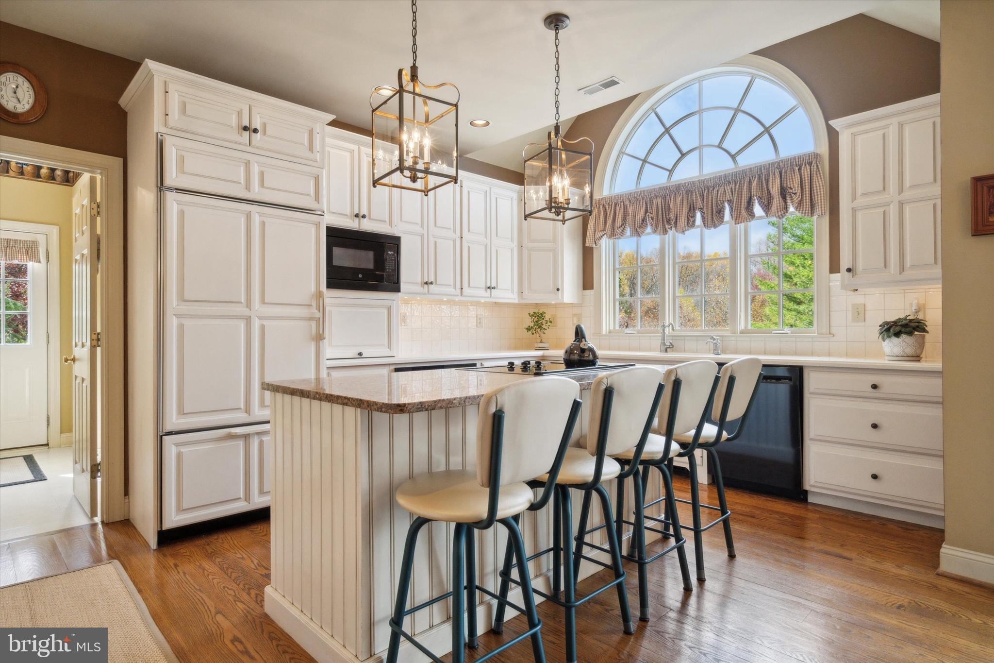 STONEGATE - Residential