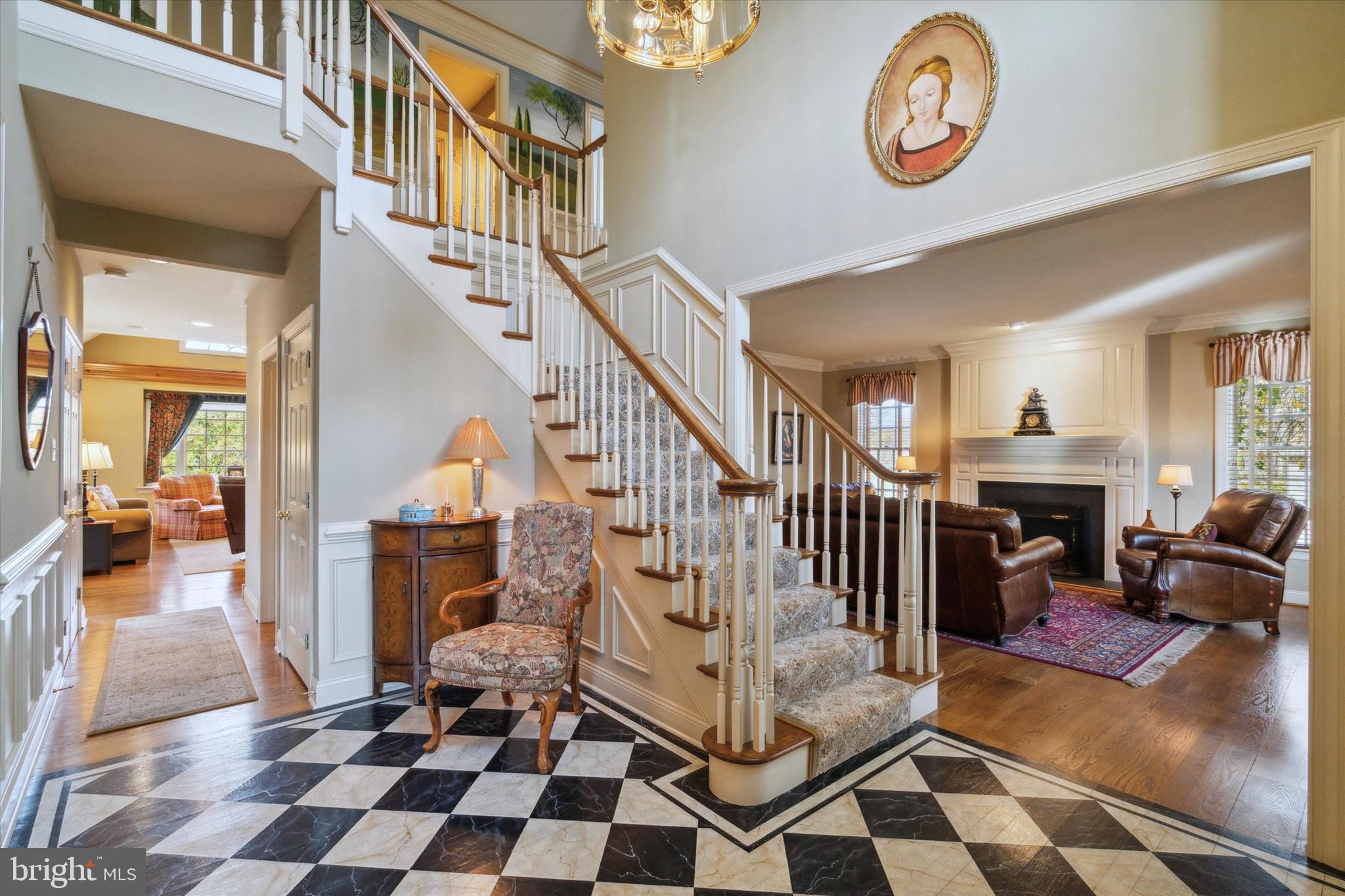 STONEGATE - Residential