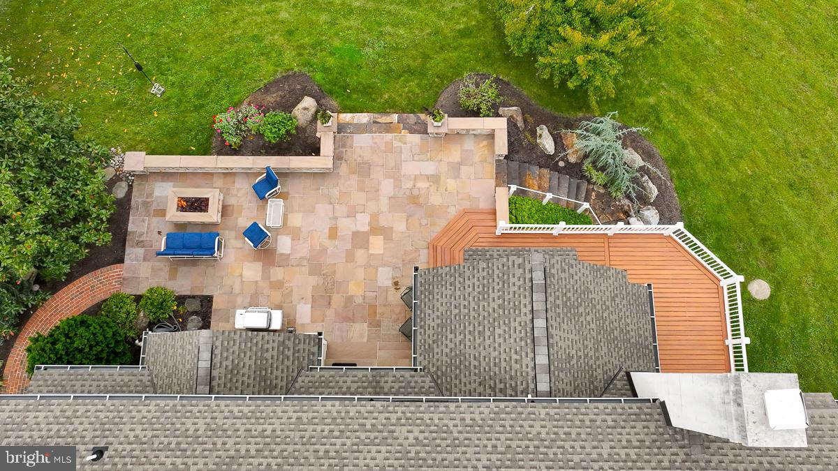 STONEGATE - Residential