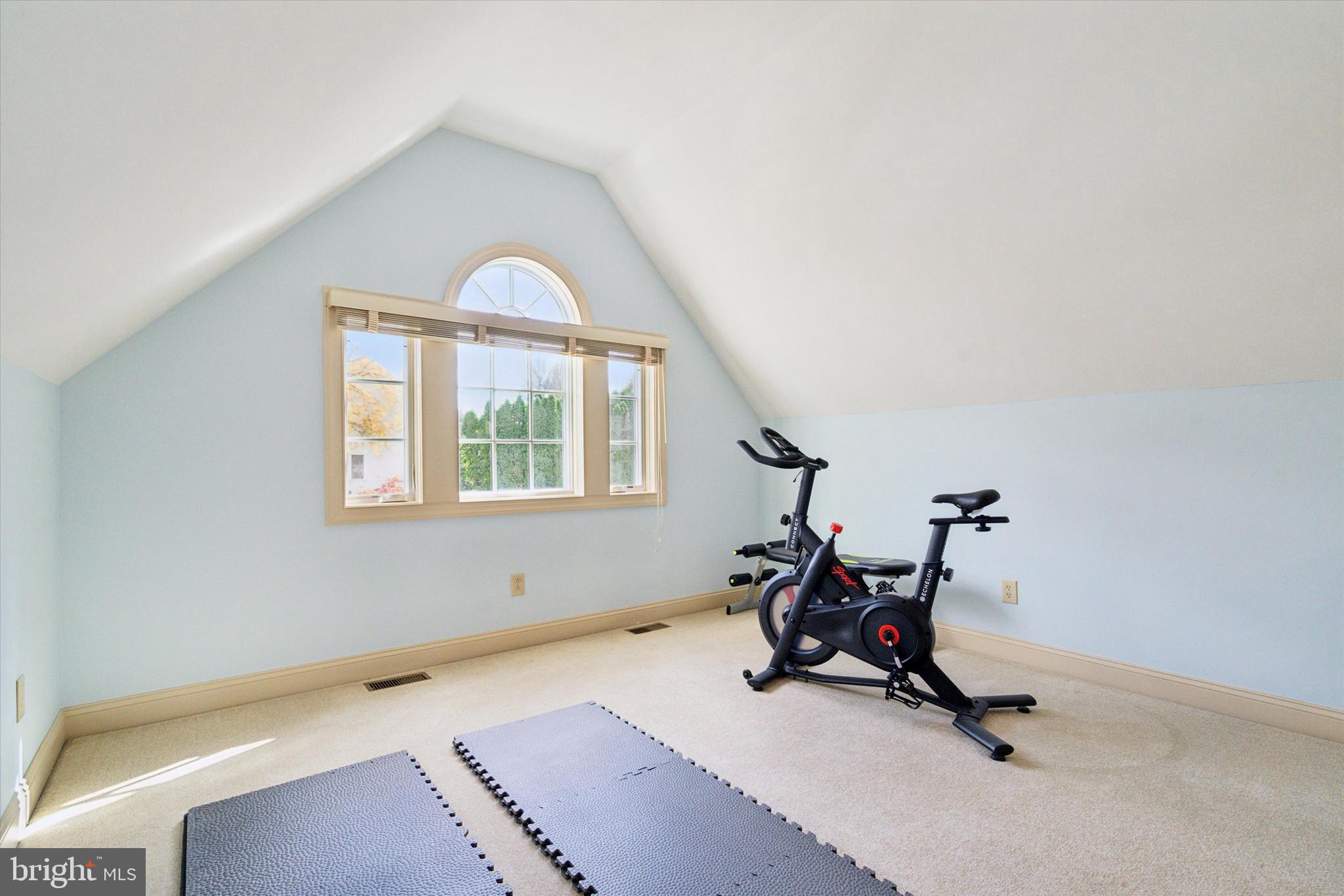 STONEGATE - Residential