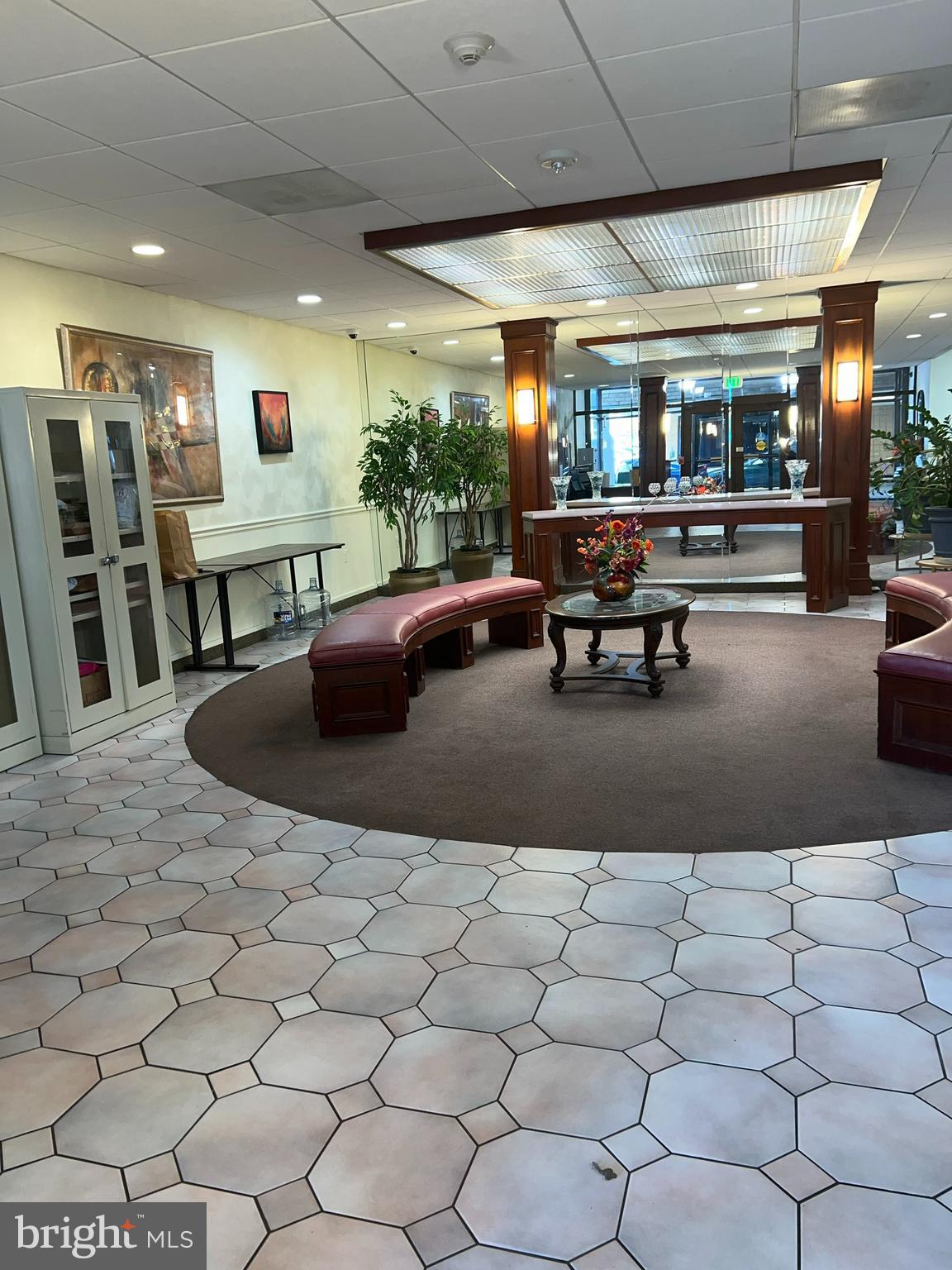 130 SLADE AVENUE 406