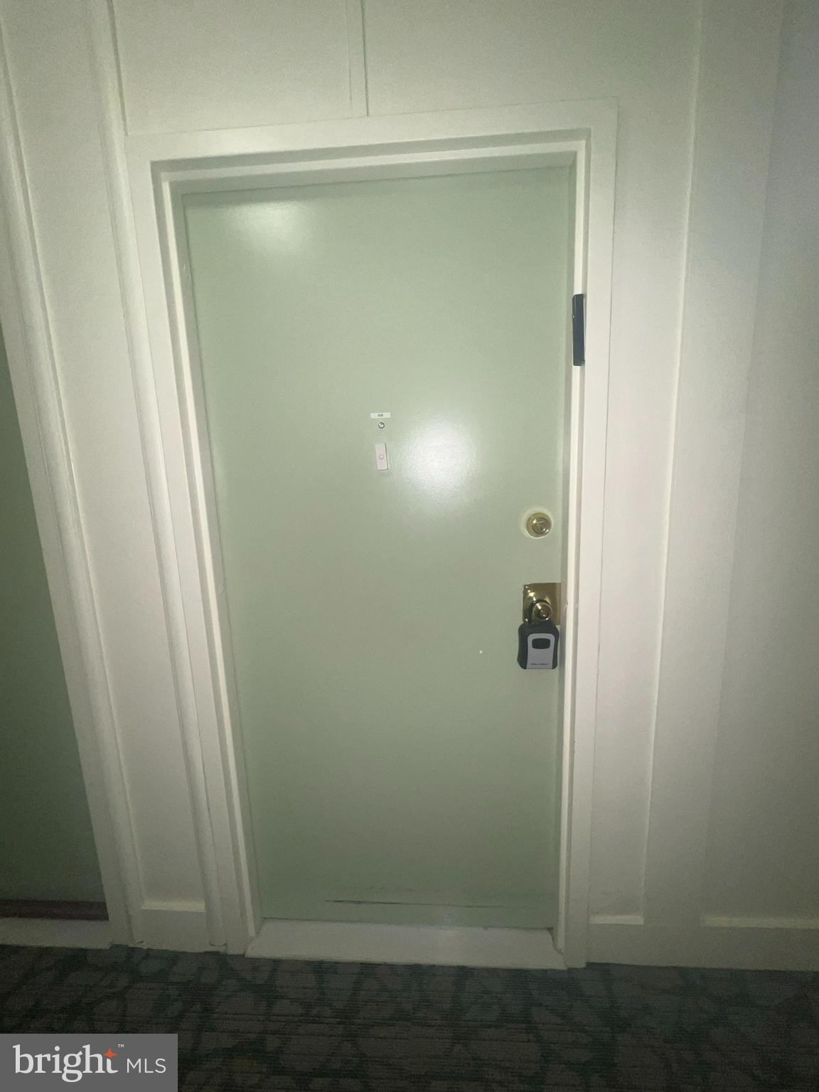 130 SLADE AVENUE 406