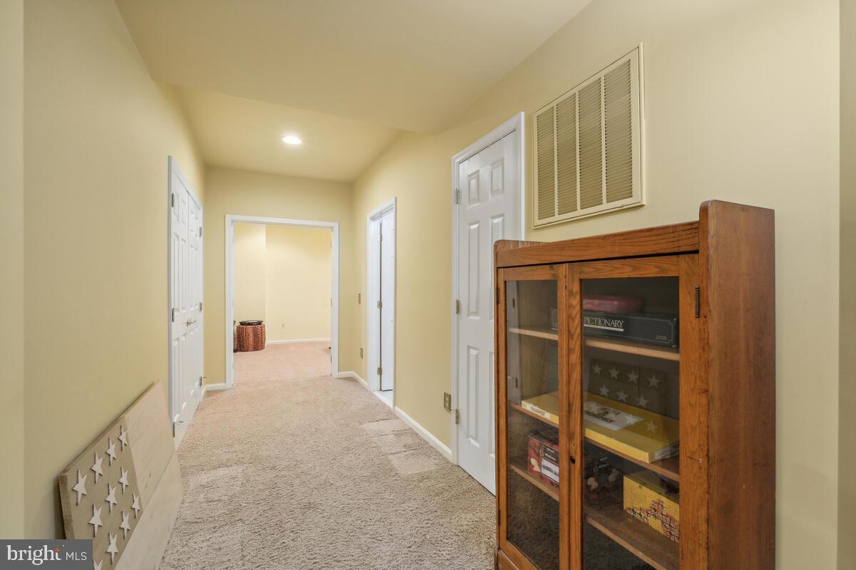 DARNESTOWN KNOLLS - Residential