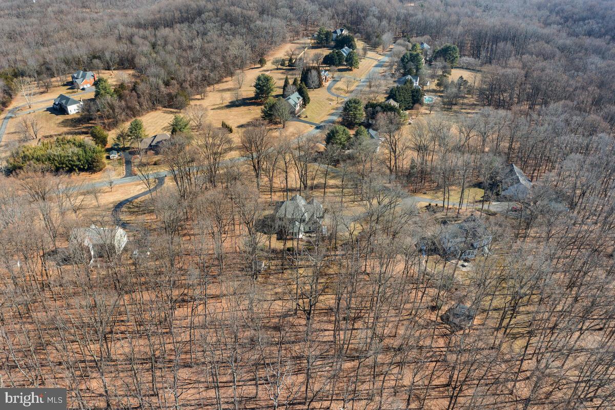 DARNESTOWN KNOLLS - Residential