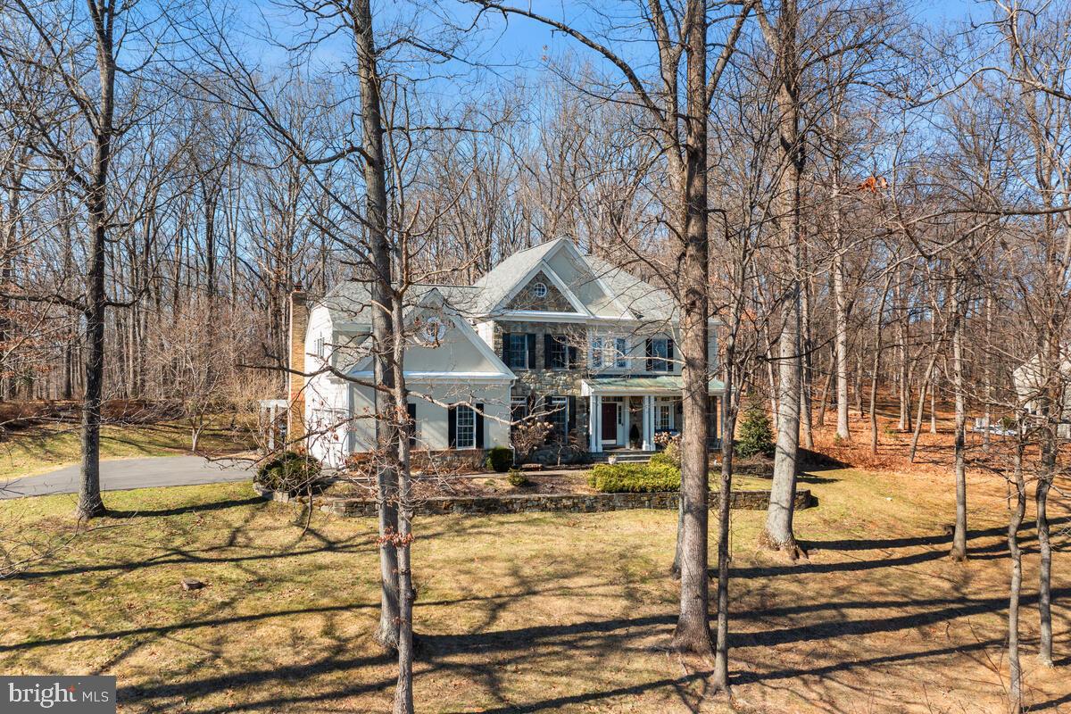 DARNESTOWN KNOLLS - Residential