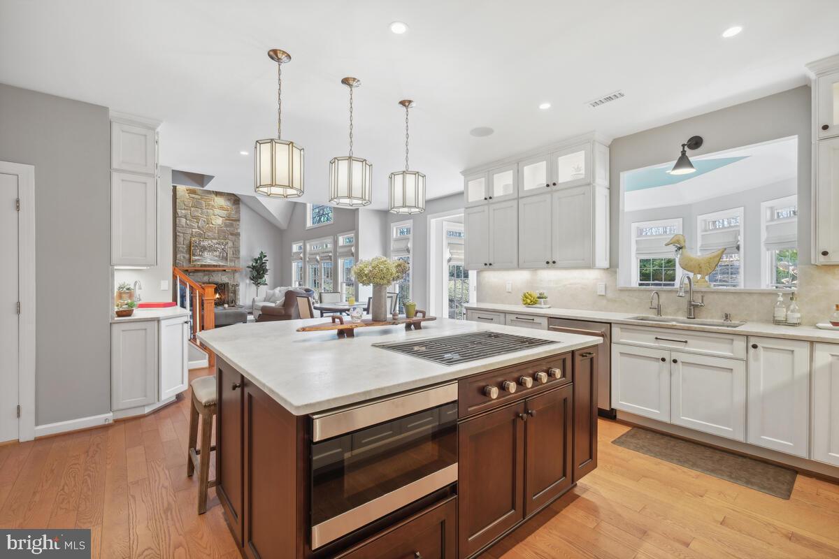 DARNESTOWN KNOLLS - Residential