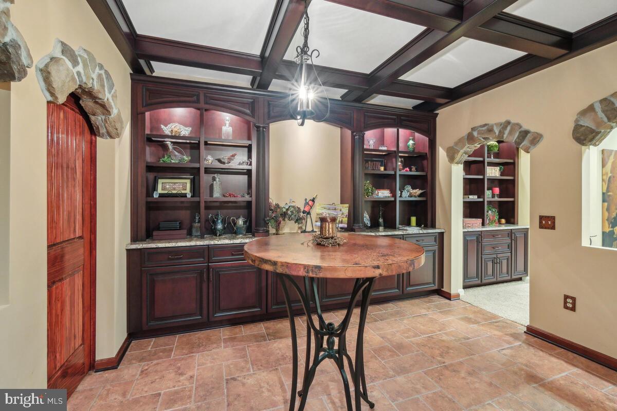 DARNESTOWN KNOLLS - Residential