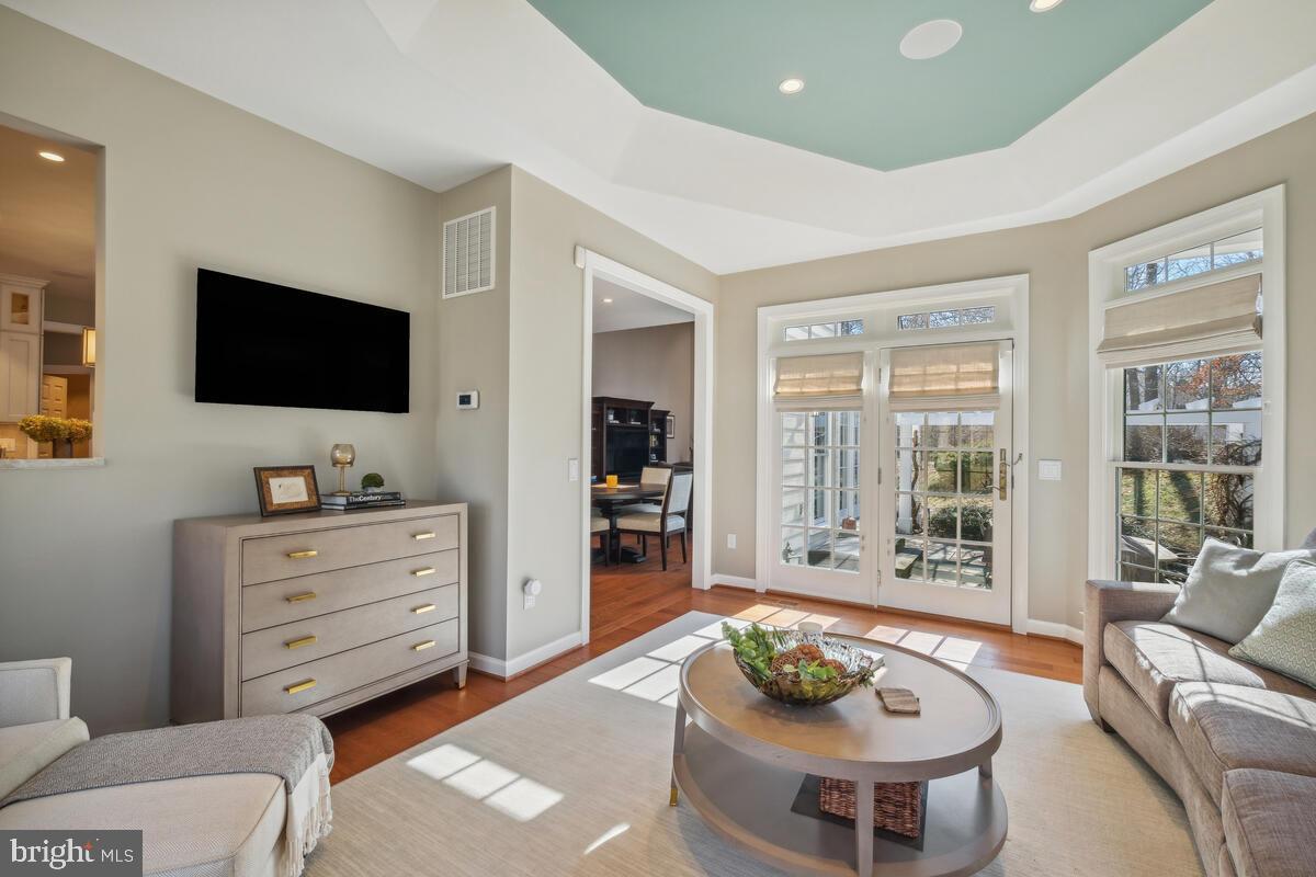 DARNESTOWN KNOLLS - Residential