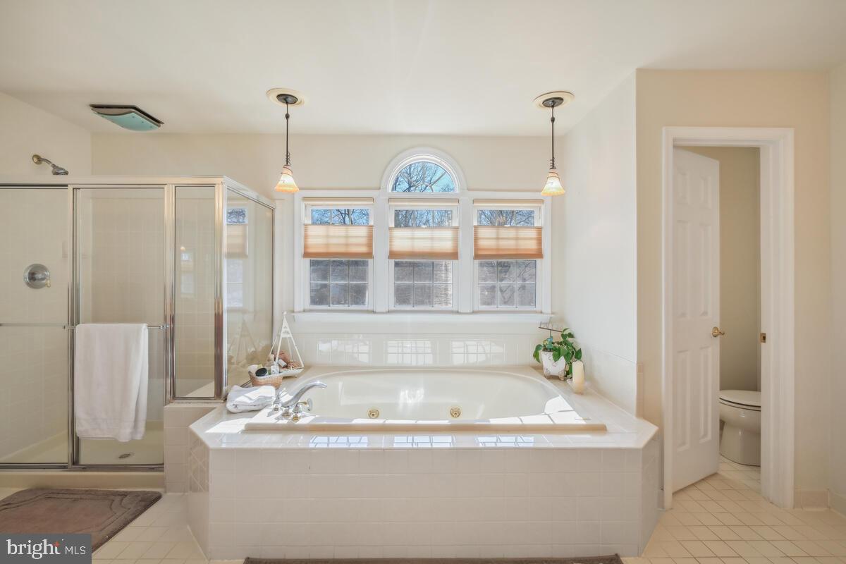 DARNESTOWN KNOLLS - Residential