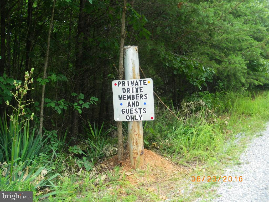 Lot 8 FISH HOOK TRAIL