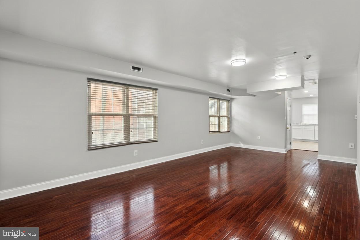 4410 FOOTE STREET NE