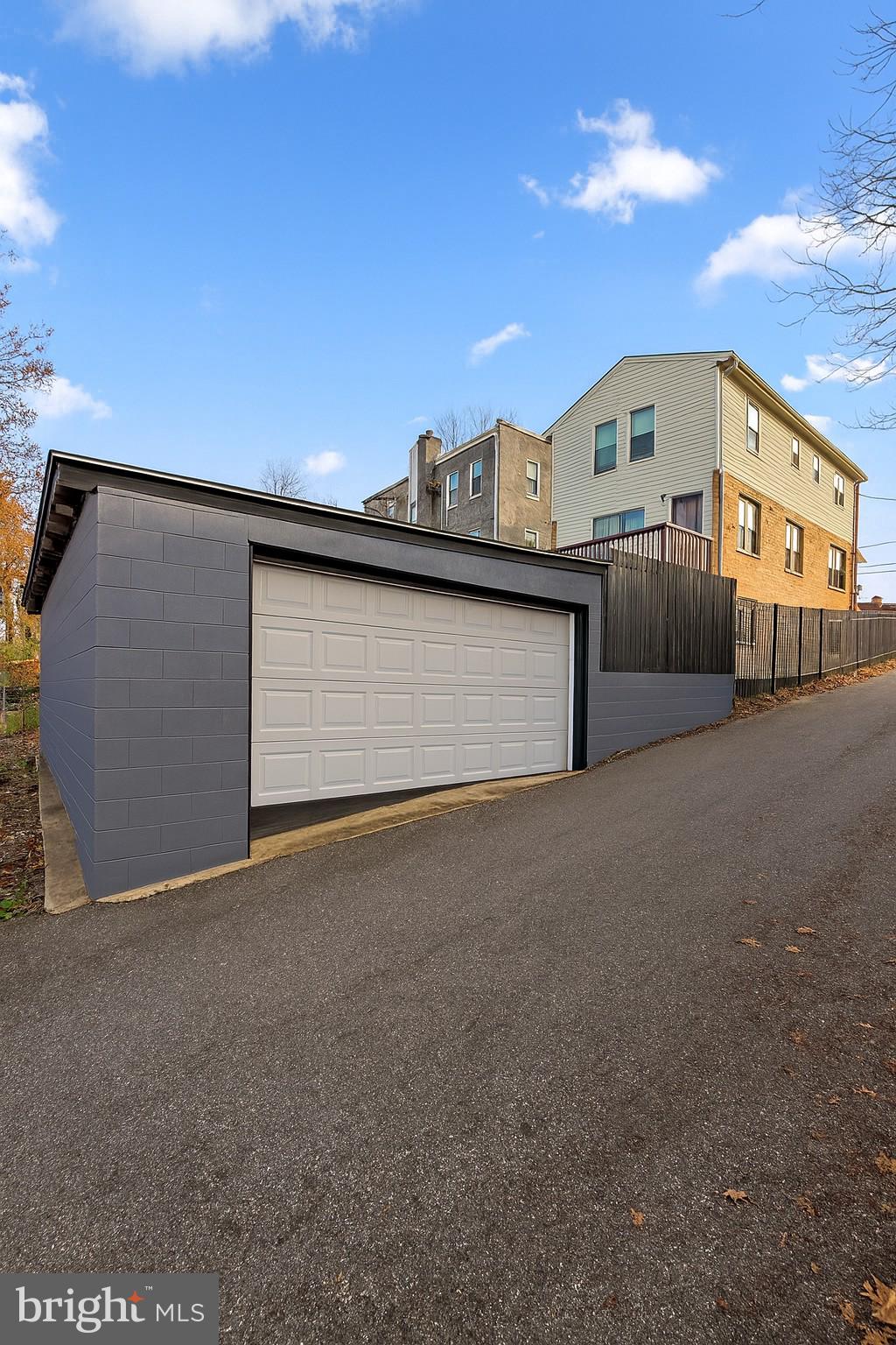 4410 FOOTE STREET NE