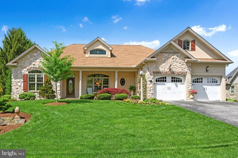 Homes For Sale - 310 S Franklin Street<br/> York County, RED LION, PA 17356