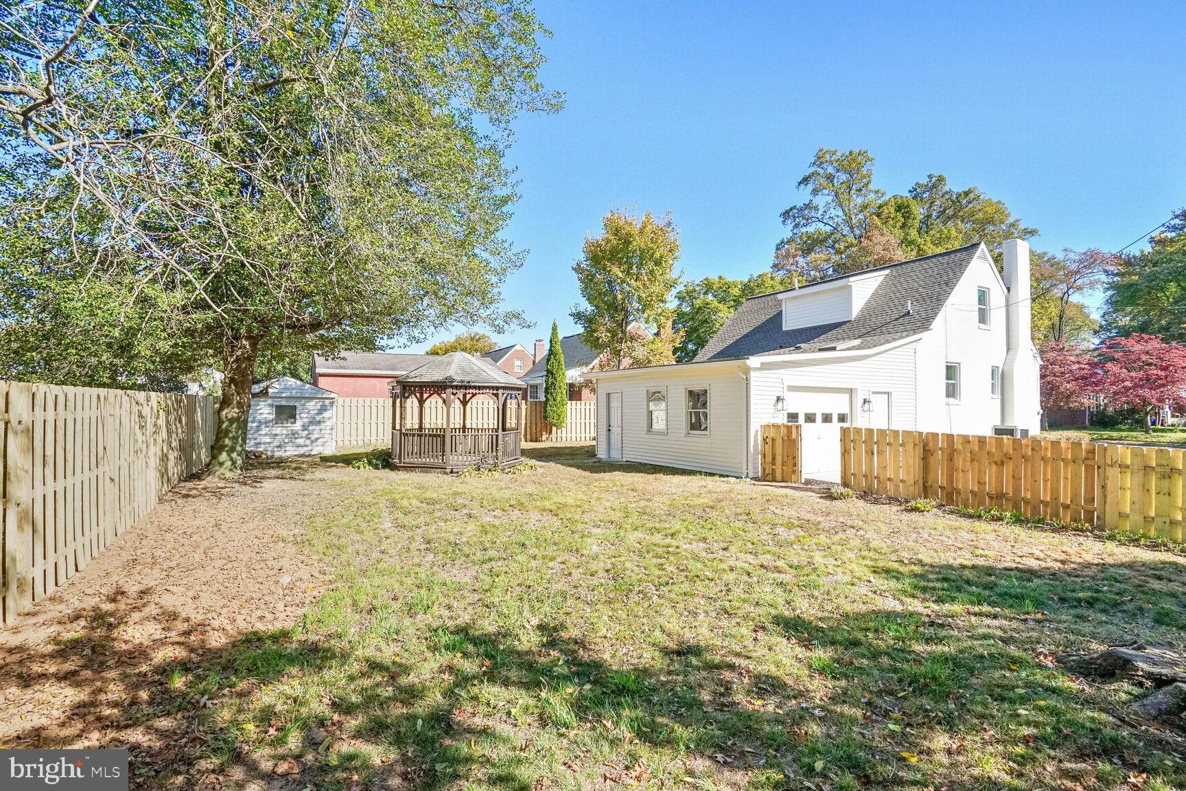 FENWICK PARK - Residential