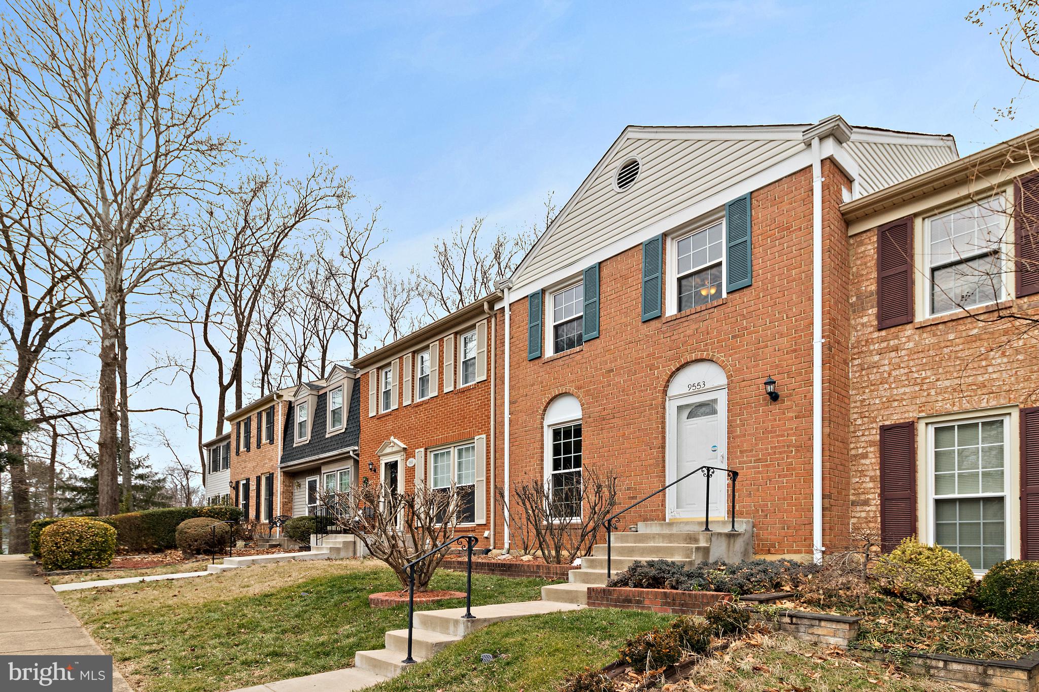 9553 CHERRY OAK COURT