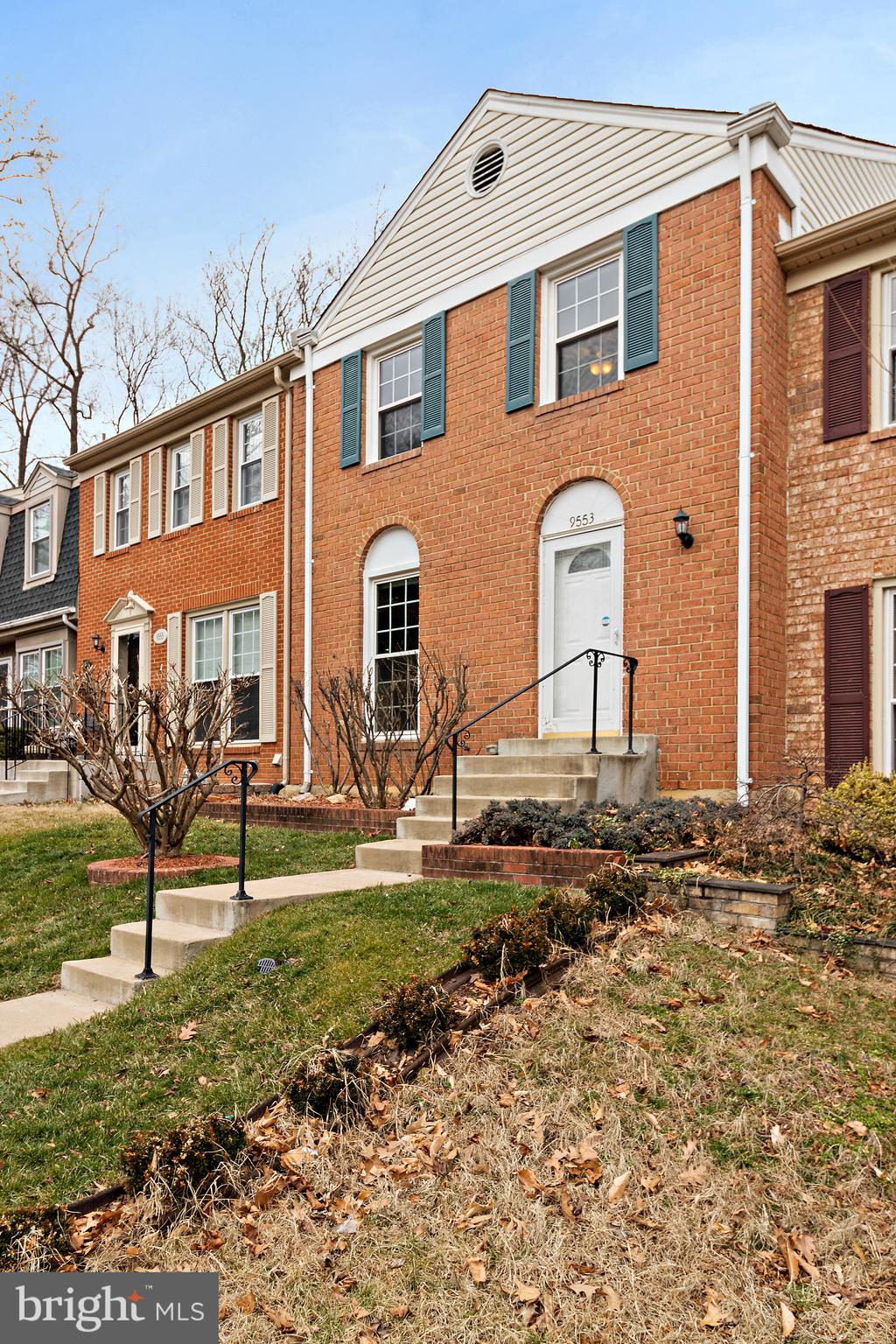 9553 CHERRY OAK COURT