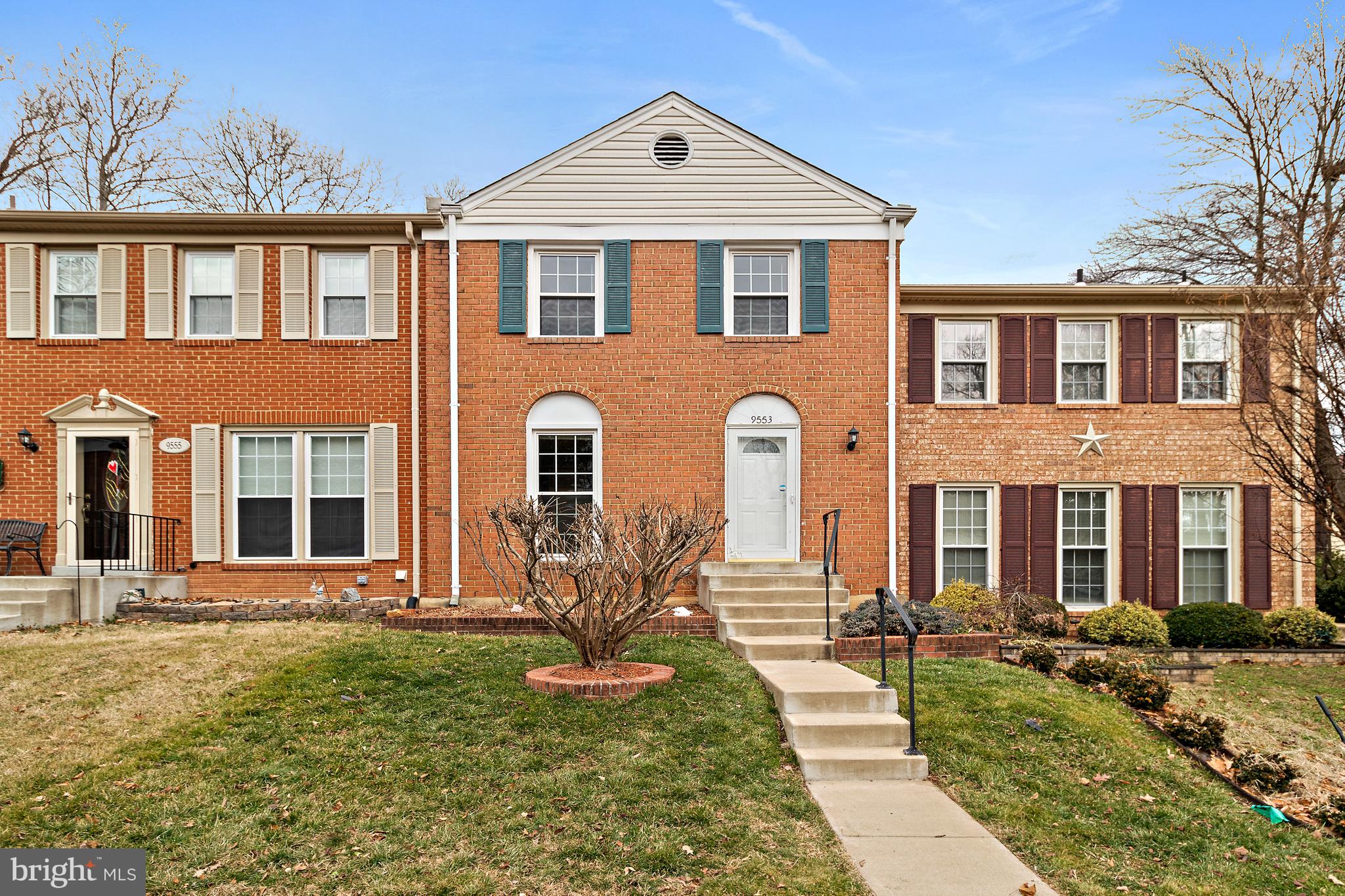 9553 CHERRY OAK COURT